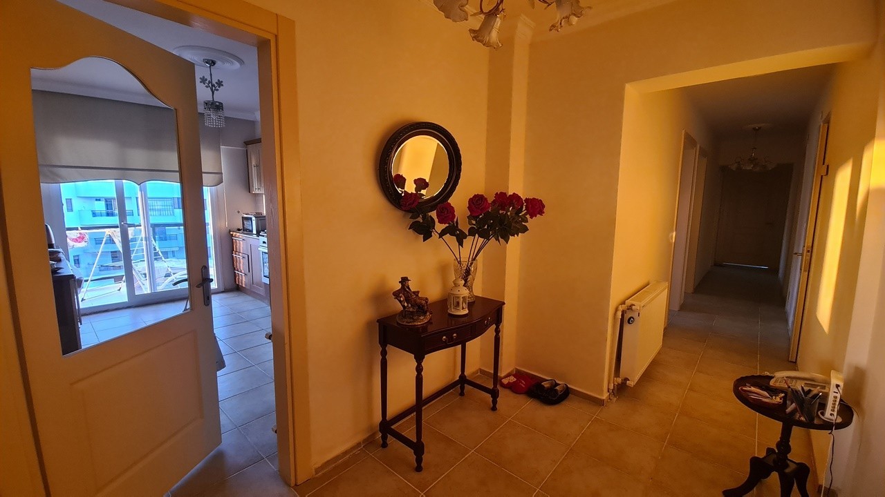 Aparment For Sale in City Center Just Opposite Marina