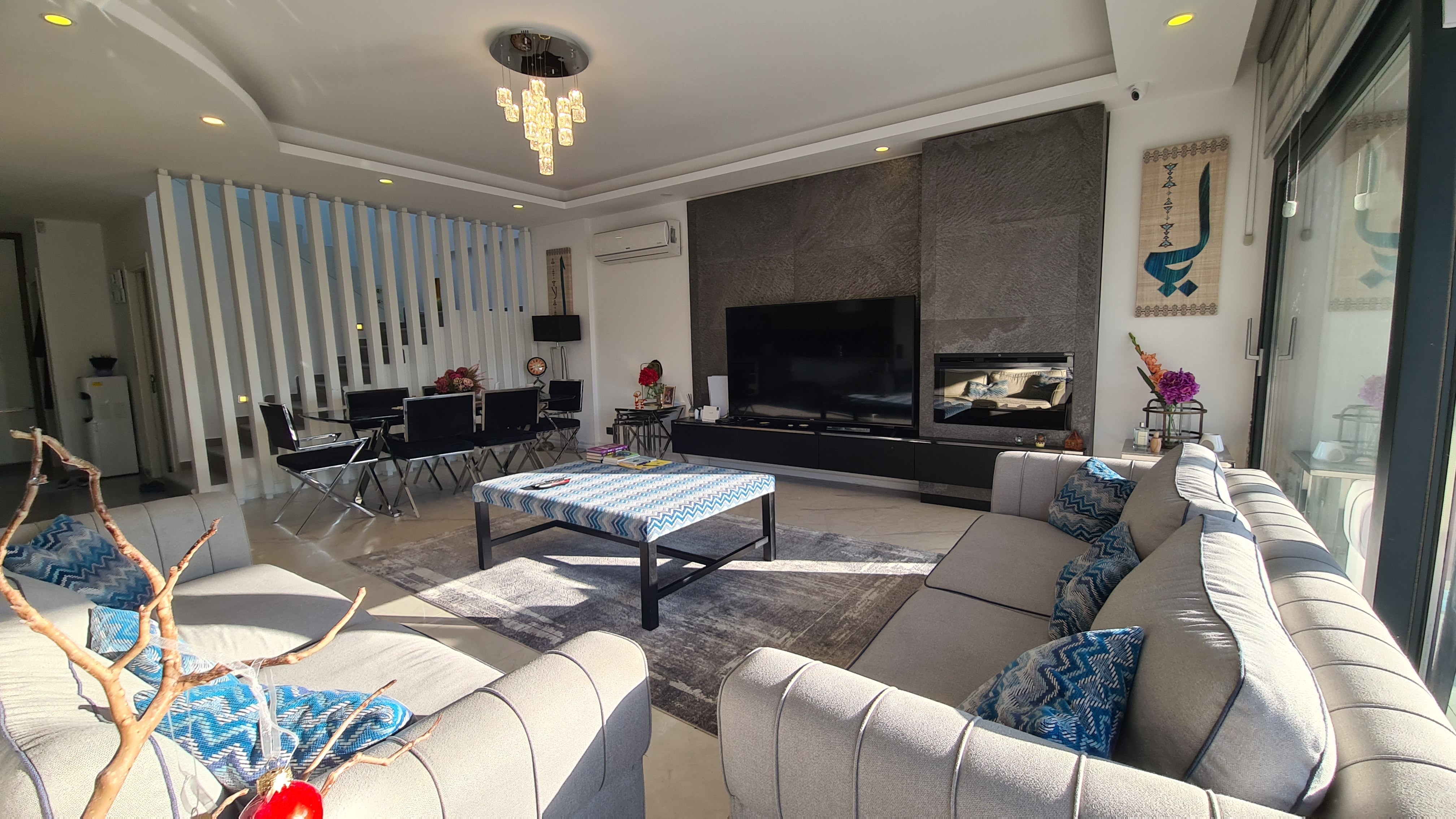 FULLY FURNISHED , 4 BEDROOM 4 BATHROOM 500 SQM PLOT 