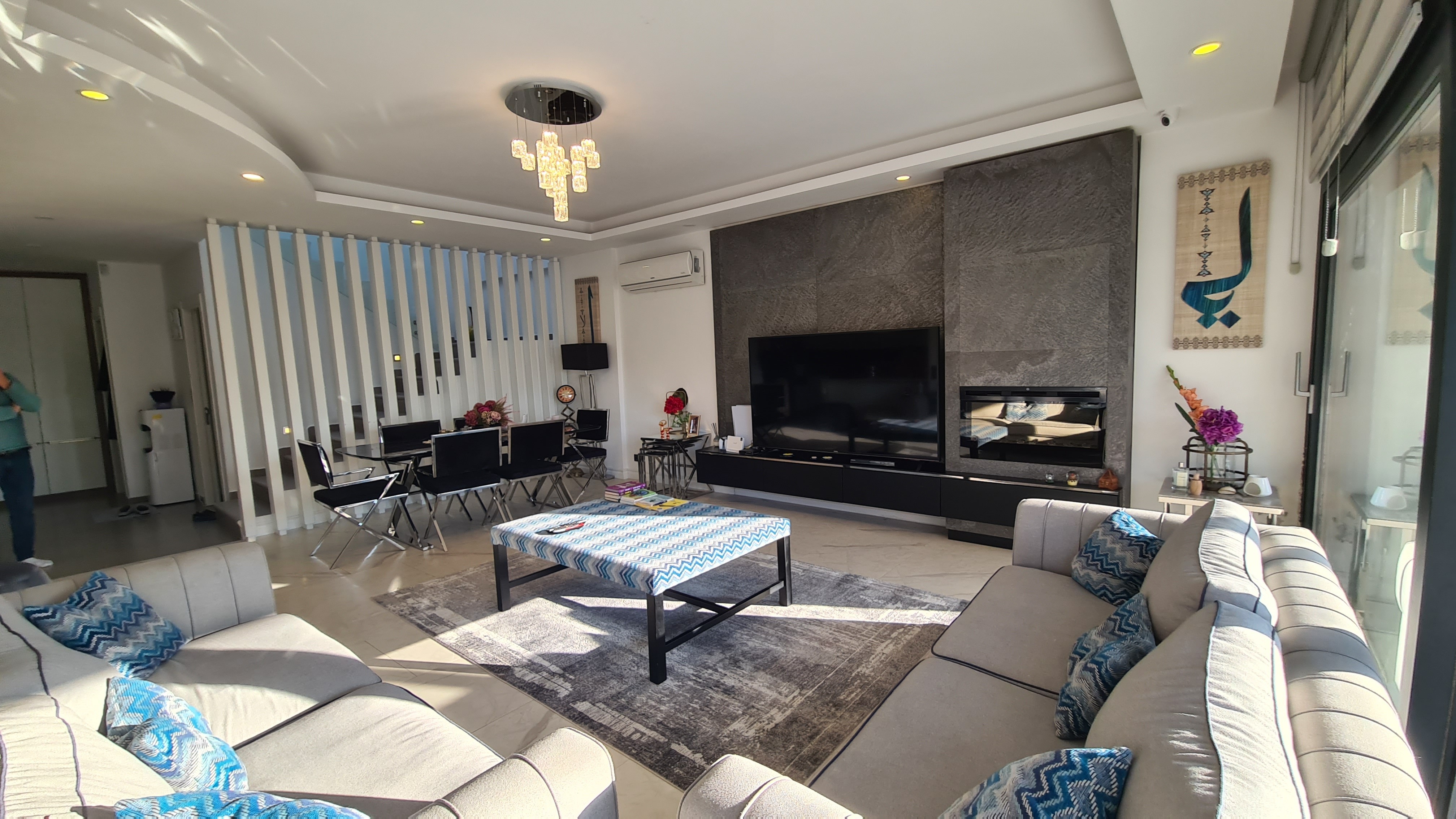 FULLY FURNISHED , 4 BEDROOM 4 BATHROOM 500 SQM PLOT 