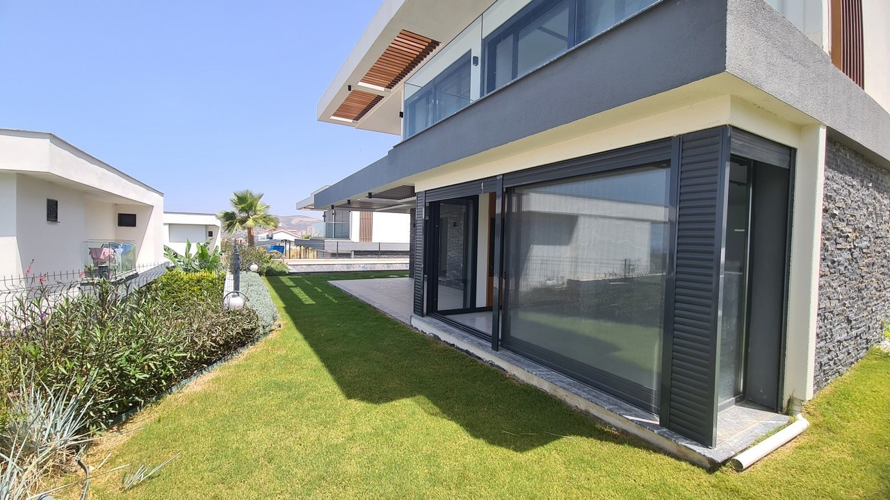 BOUTIQUE VILLA WITH PRIVATE POOL CLOSE TO THE BEACH