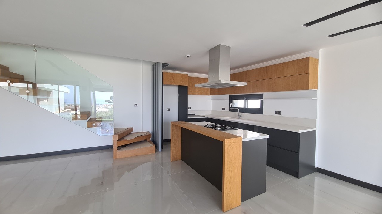 BOUTIQUE VILLA WITH PRIVATE POOL CLOSE TO THE BEACH