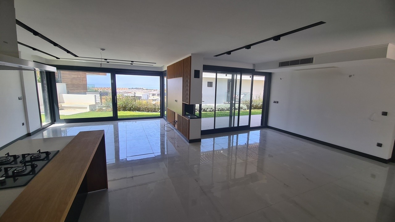 BOUTIQUE VILLA WITH PRIVATE POOL CLOSE TO THE BEACH