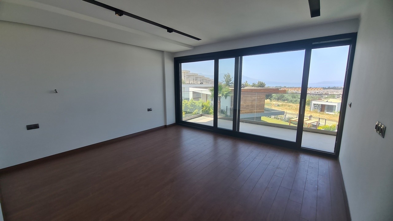 BOUTIQUE VILLA WITH PRIVATE POOL CLOSE TO THE BEACH