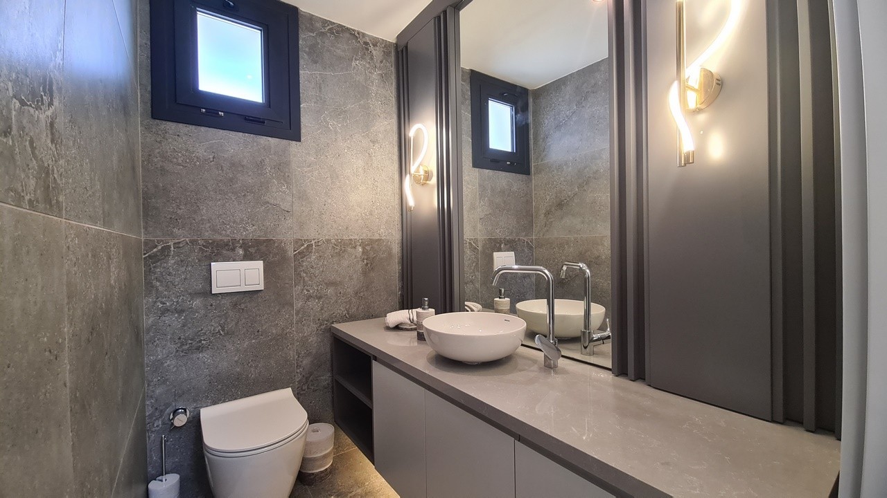 PRIVATE DETACHED VİLLA 300 SQM GARDEN IN GÜZELÇAMLI