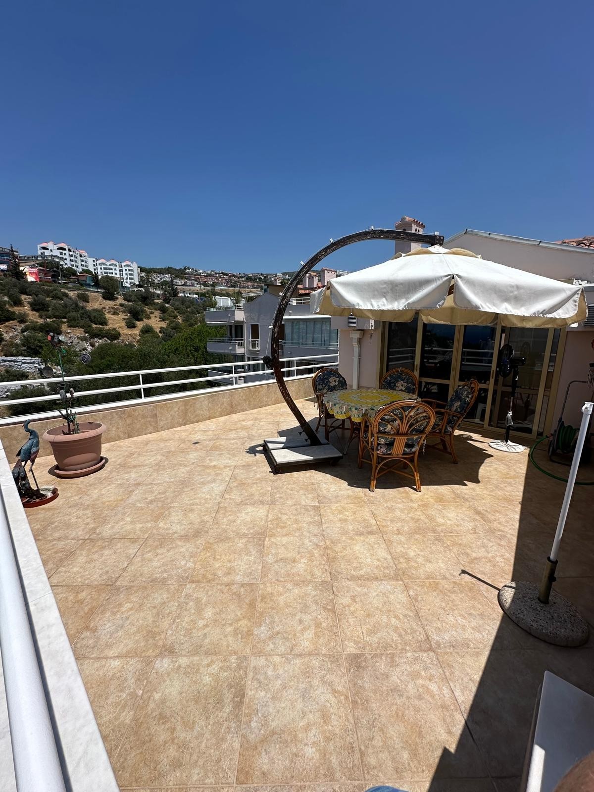 Splendid Duplex Apartment with Full Sea View, Walking Distance to Beach and Center