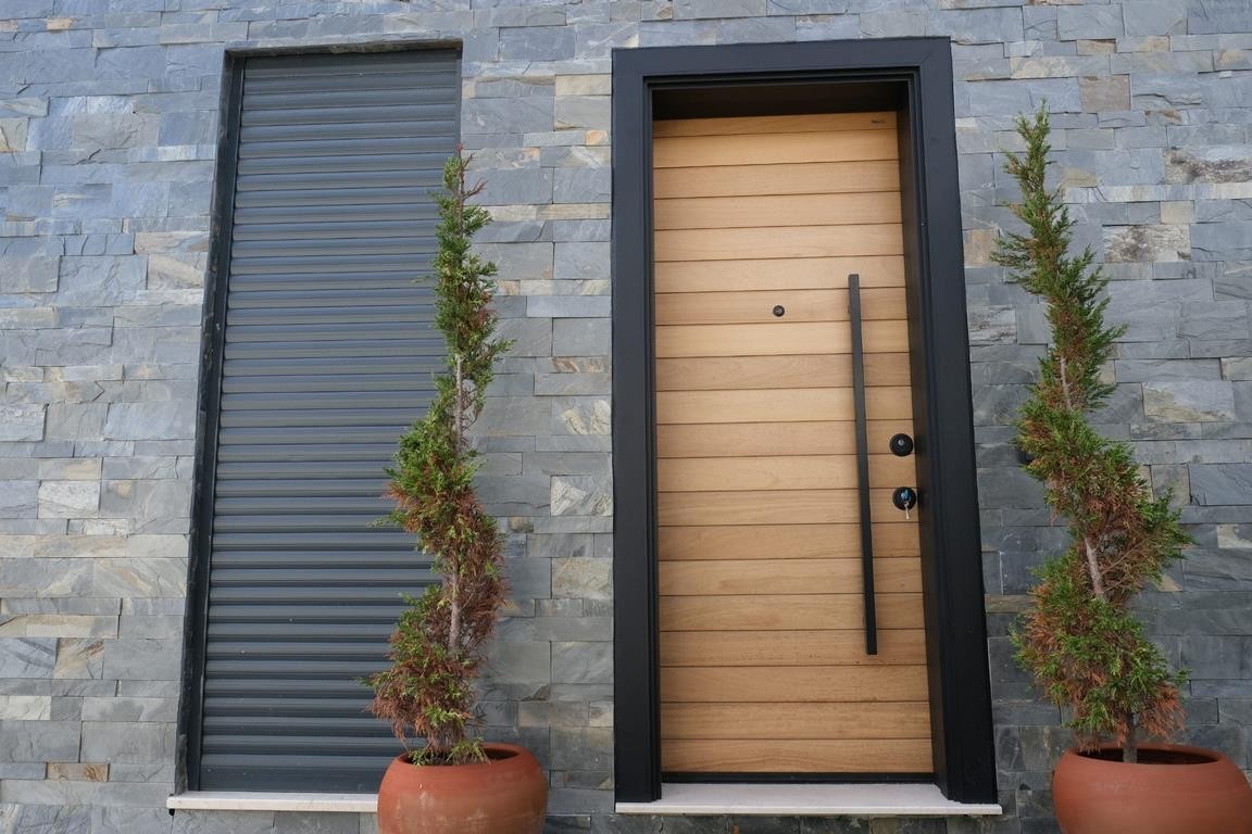 4+1 Villa with Private Pool in Ladies Beach