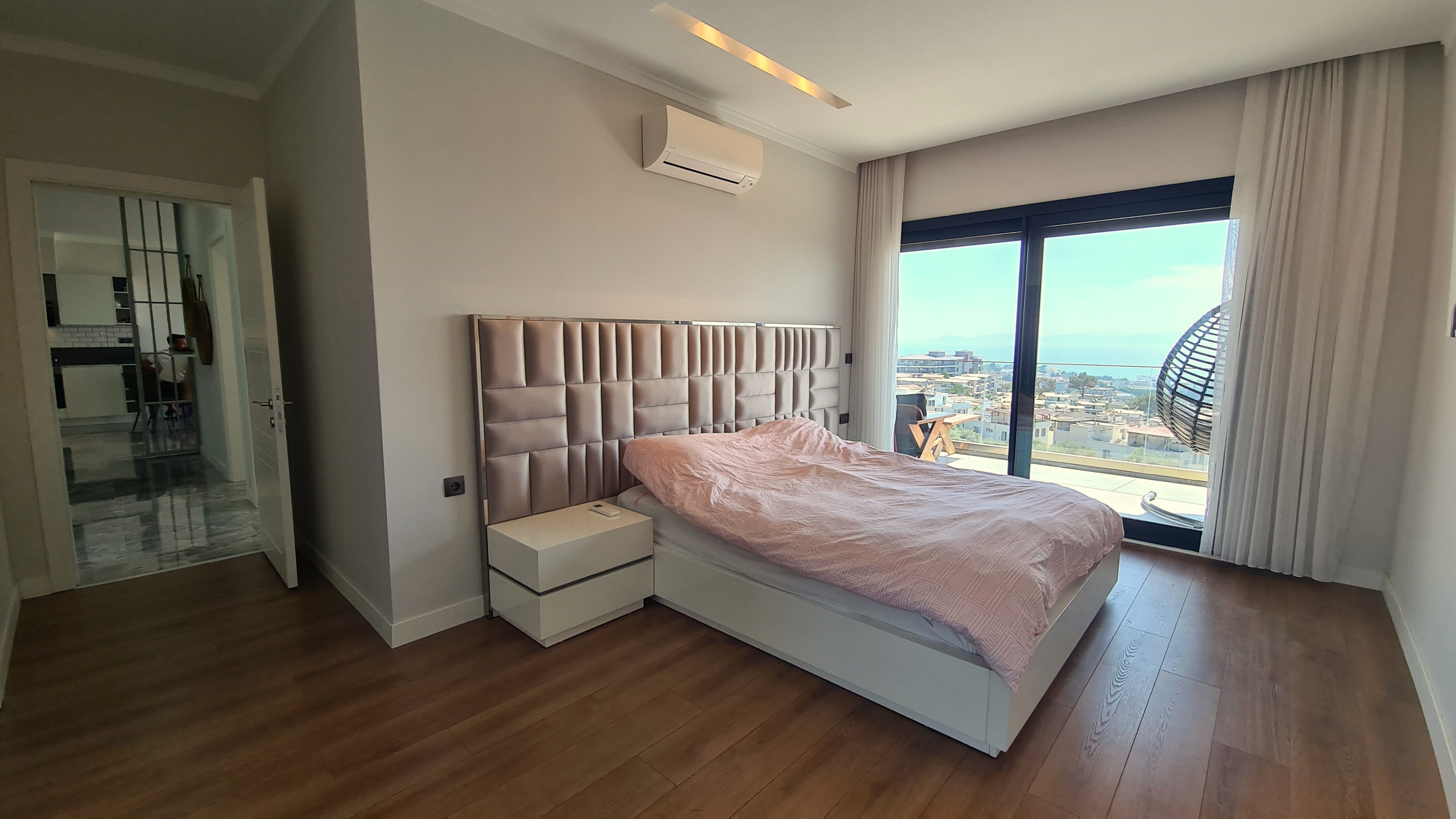 Luxury 3+1 Apartment with Full Sea View, Within Walking Distance to Ladies Beach, in a Prestigious Complex