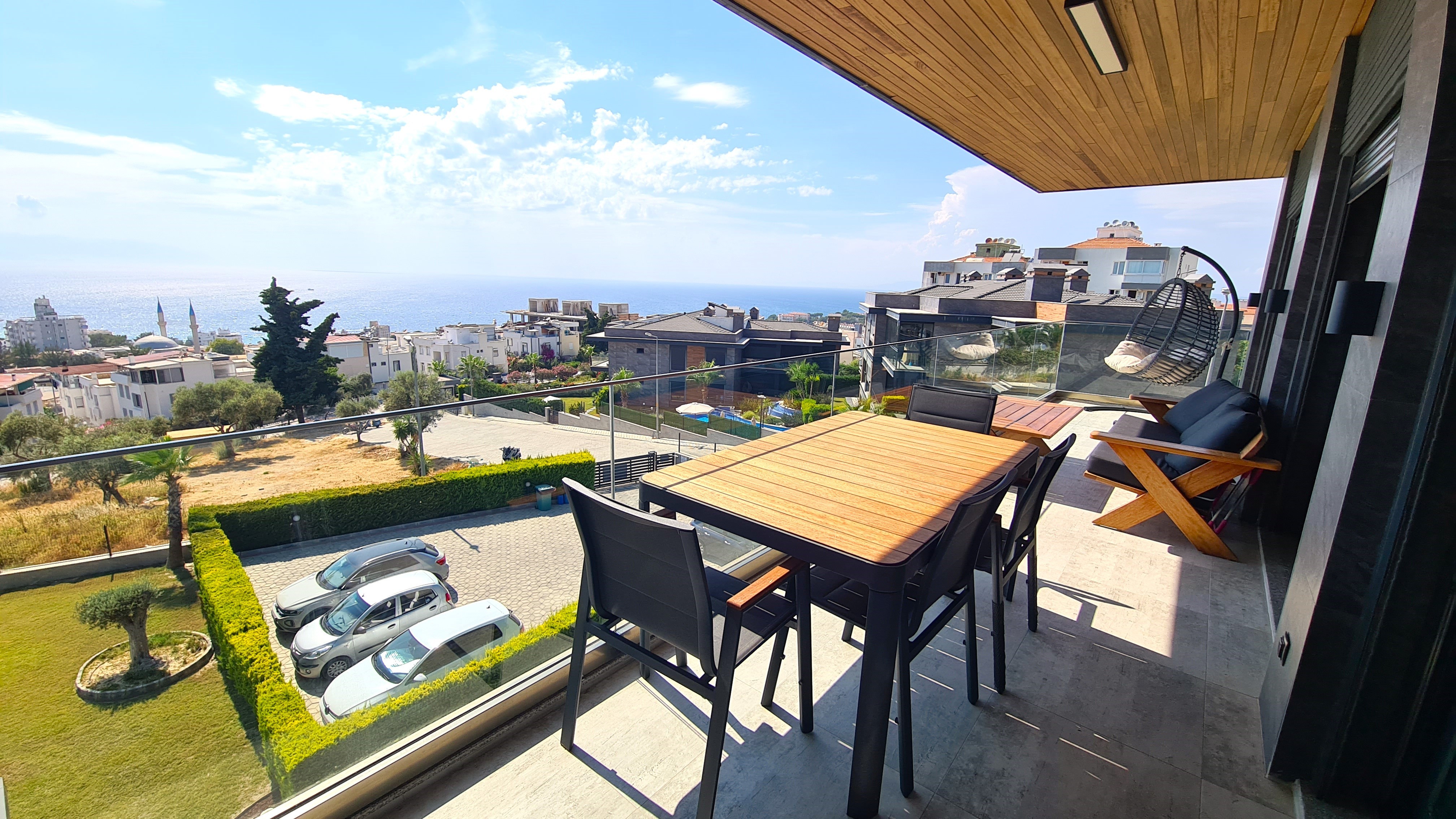 Luxury 3+1 Apartment with Full Sea View, Within Walking Distance to Ladies Beach, in a Prestigious Complex