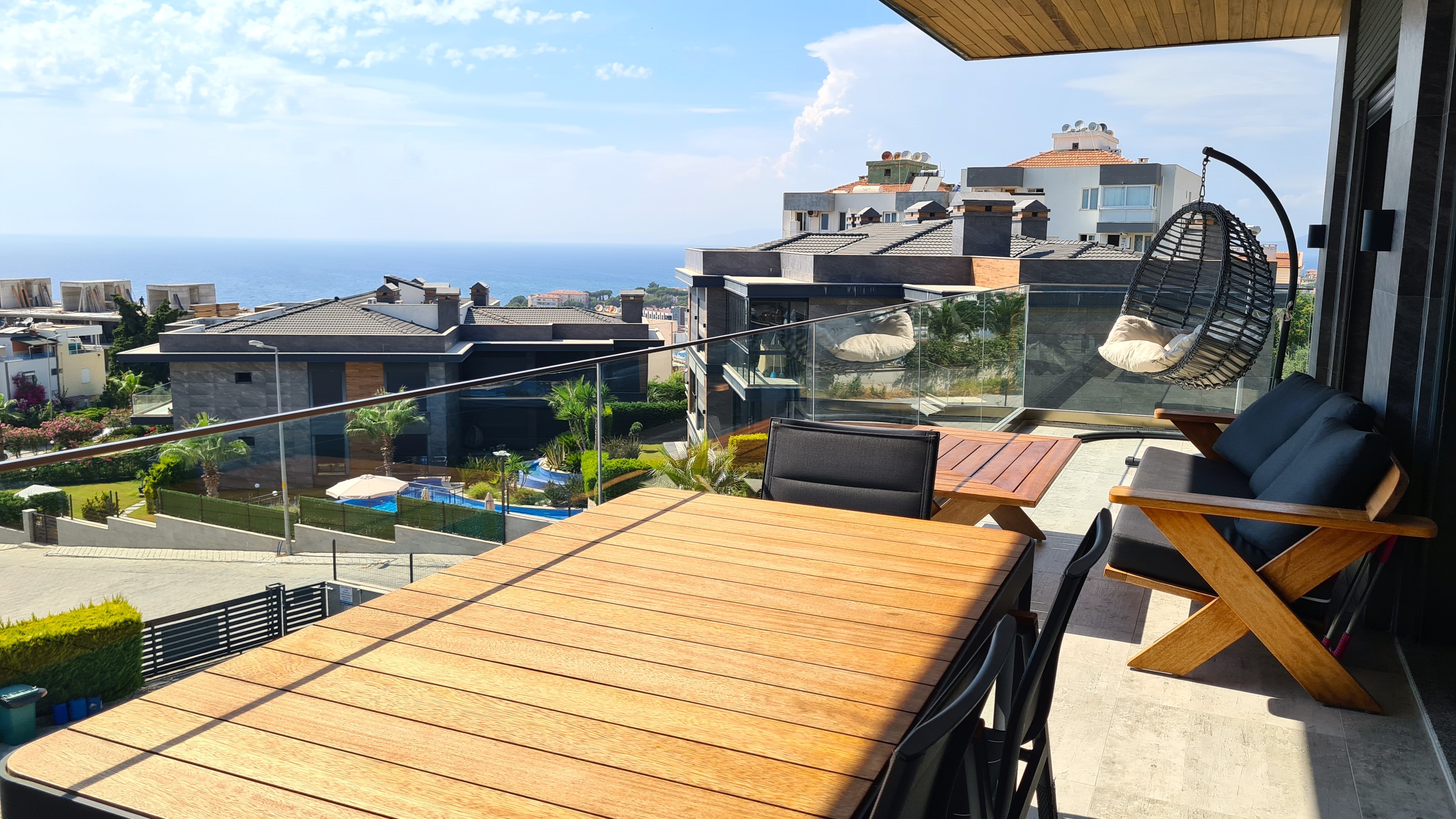 Luxury 3+1 Apartment with Full Sea View, Within Walking Distance to Ladies Beach, in a Prestigious Complex