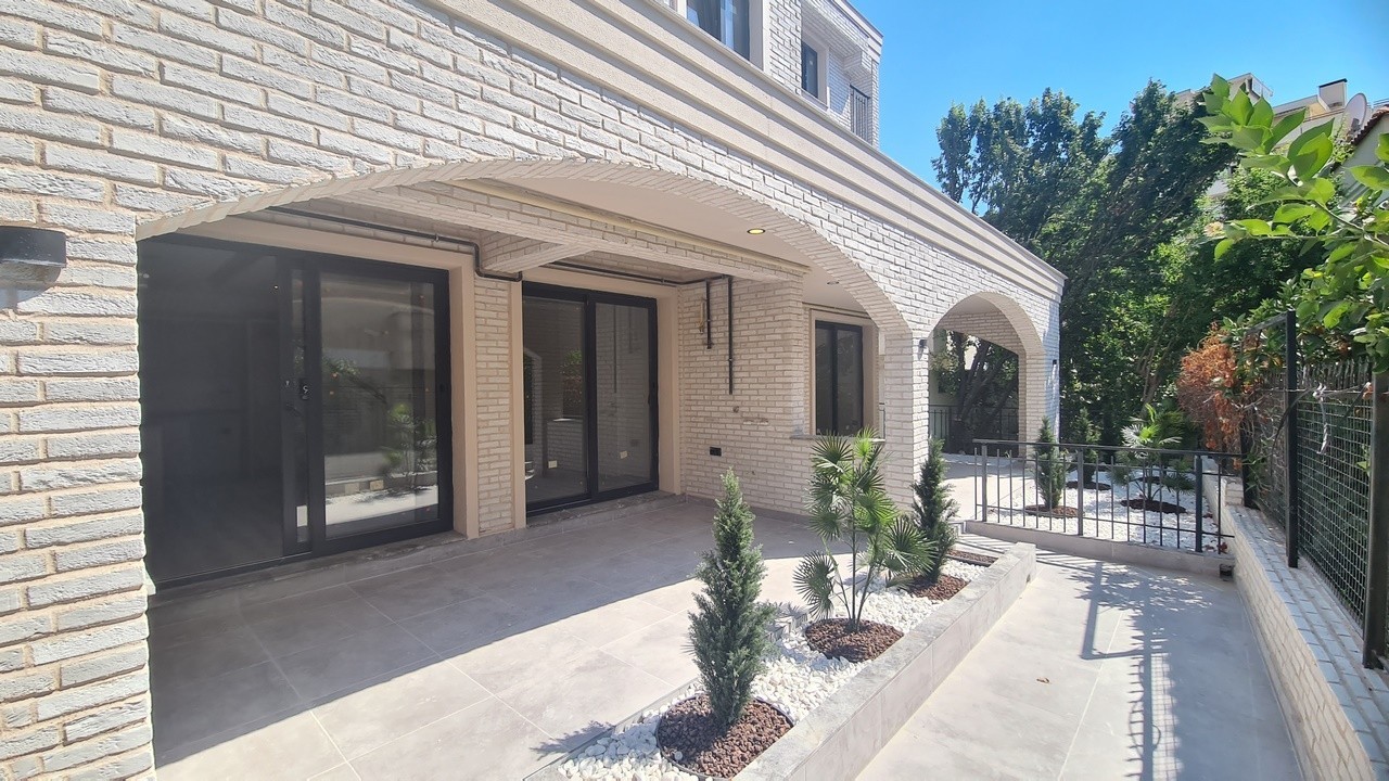 COUNTRY MODERN ARCHITECTURE APARTMENTS ON THE LADİES BEACH