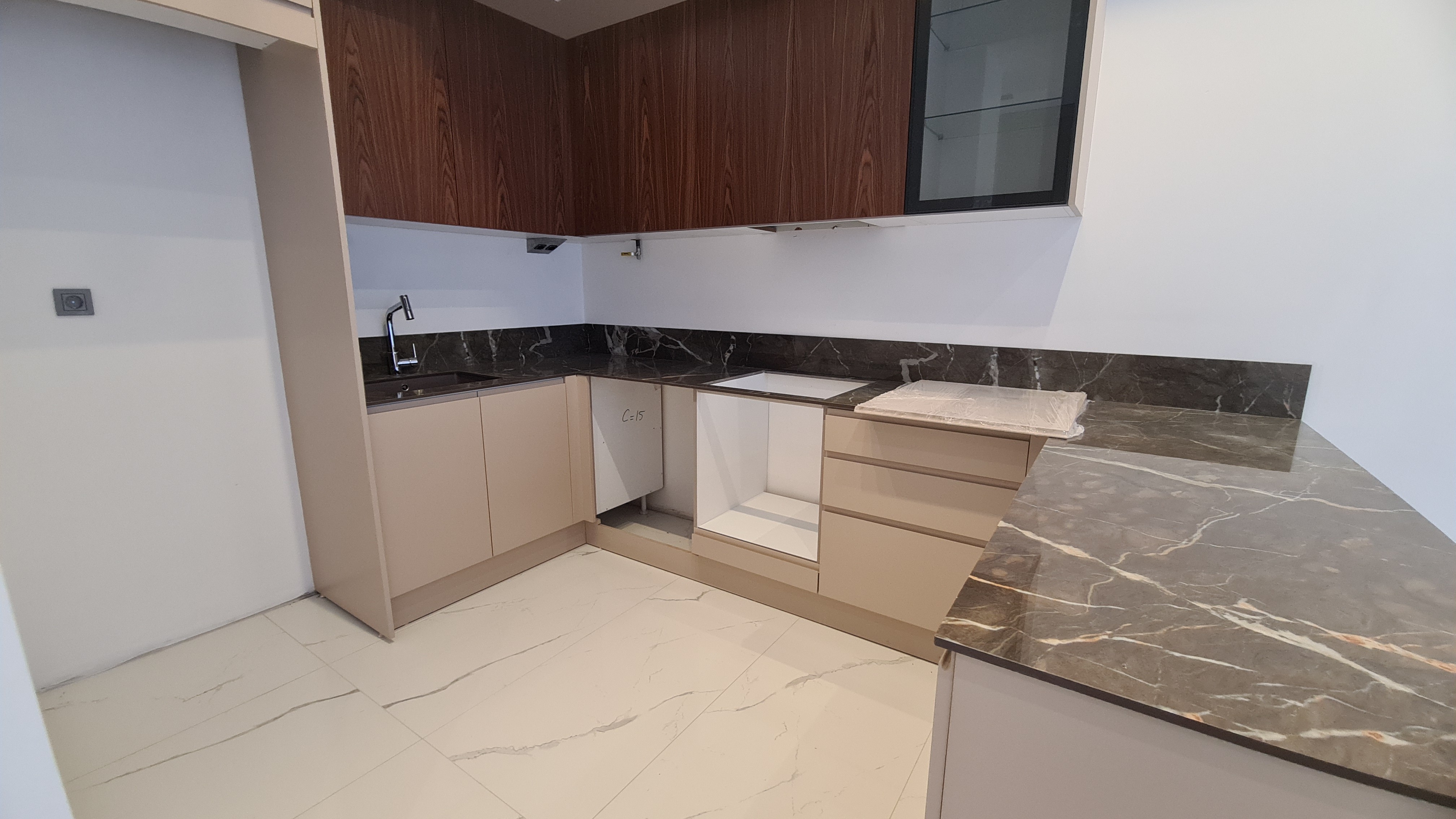 Opportunity 1+1 apartment for sale in luxury new project