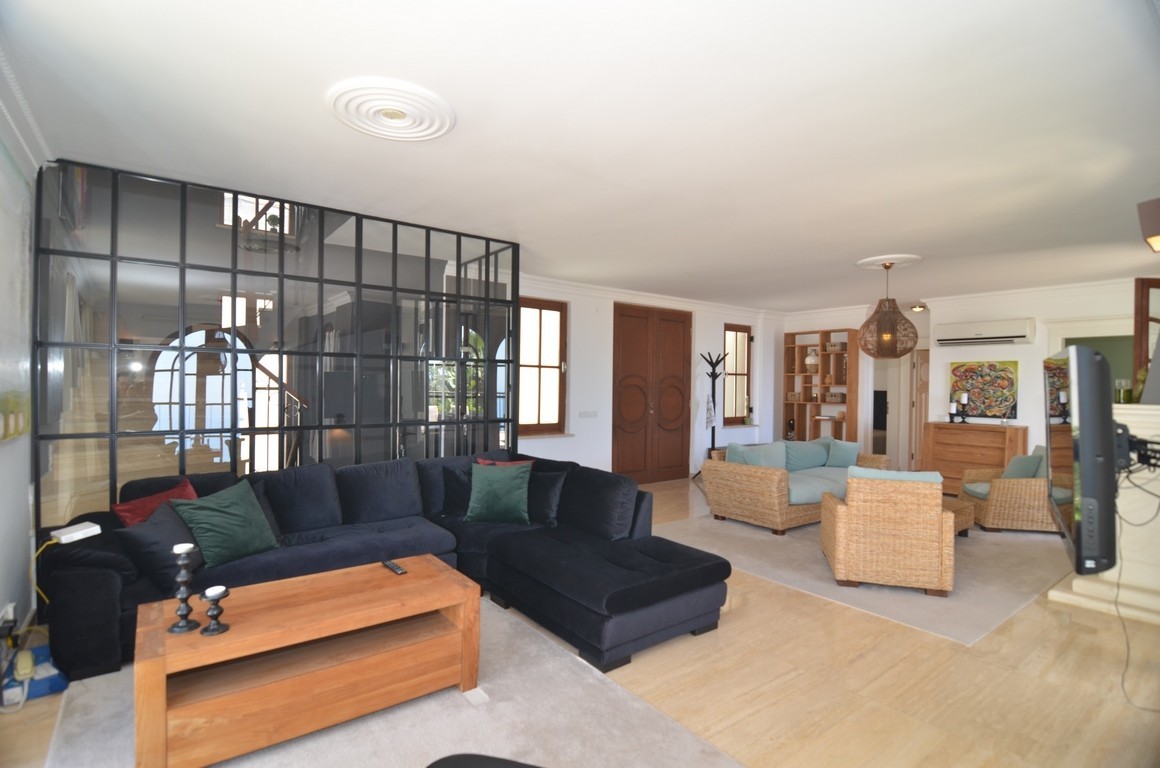 ОТДЕЛЬНАЯ ВИЛЛА С ЧАСТНЫМ БАССЕЙНОМ В АЛАНИИ OASIS SKY CLUB