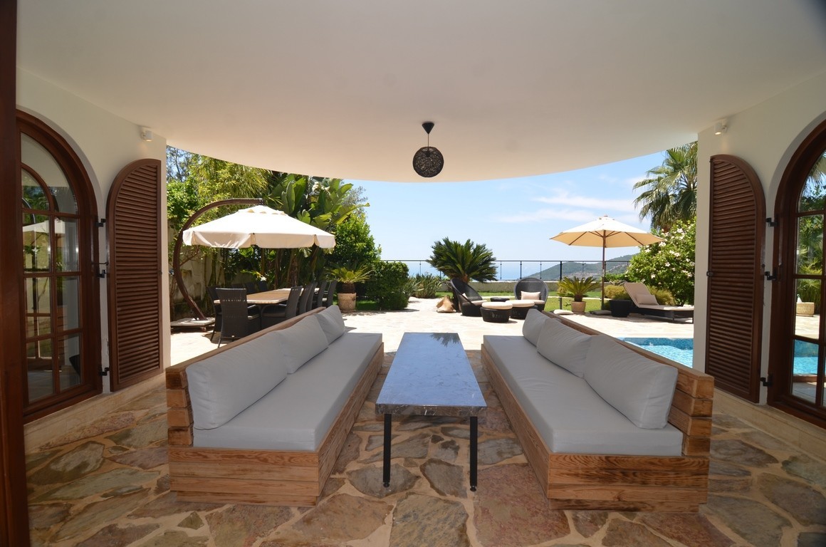 ОТДЕЛЬНАЯ ВИЛЛА С ЧАСТНЫМ БАССЕЙНОМ В АЛАНИИ OASIS SKY CLUB