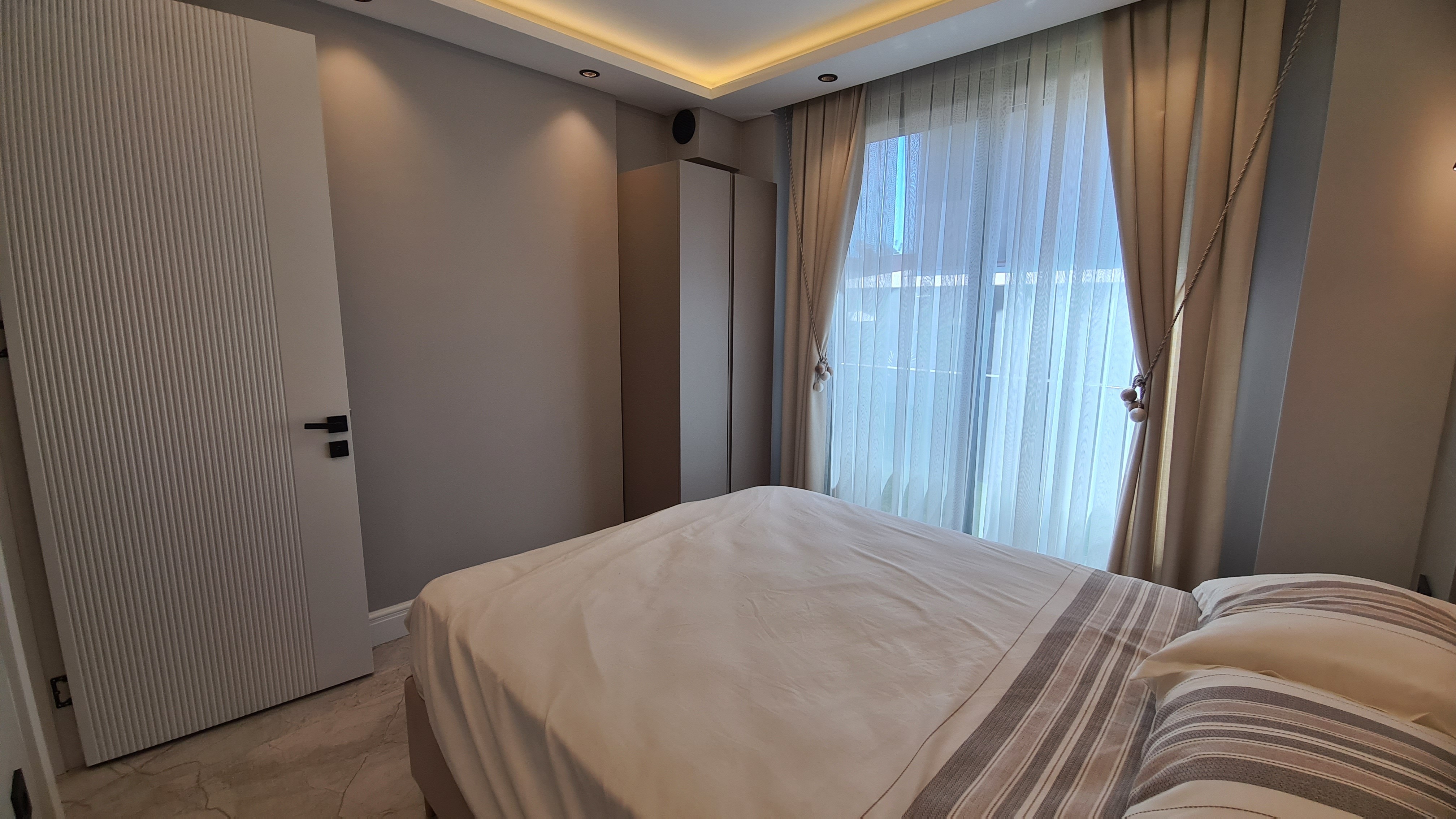 For Sale: Modern 4-Bedroom, 4-Bathroom Villa with Private Pool , Just 700 Meters from the Beach in Kuşadası