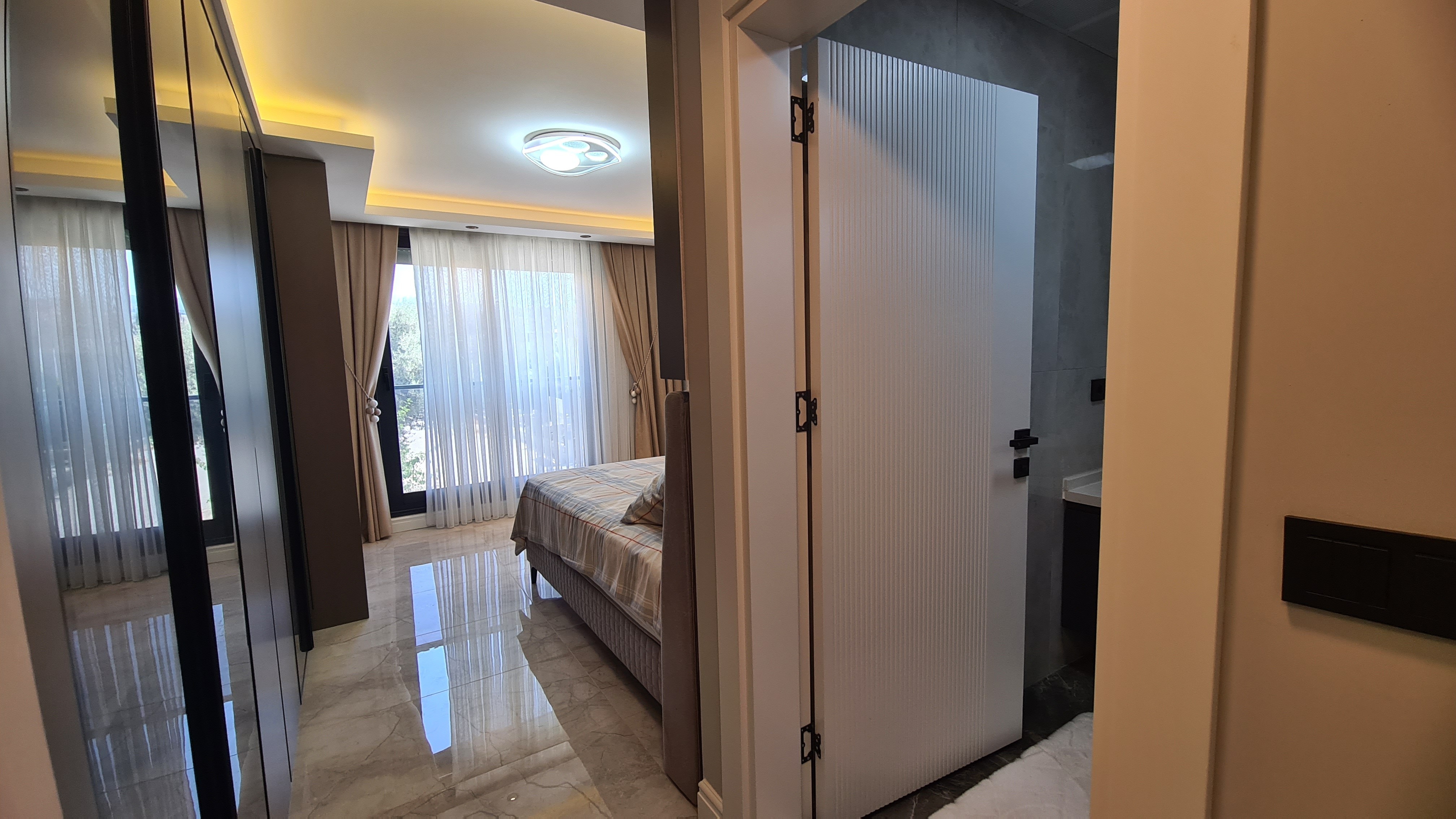 For Sale: Modern 4-Bedroom, 4-Bathroom Villa with Private Pool , Just 700 Meters from the Beach in Kuşadası