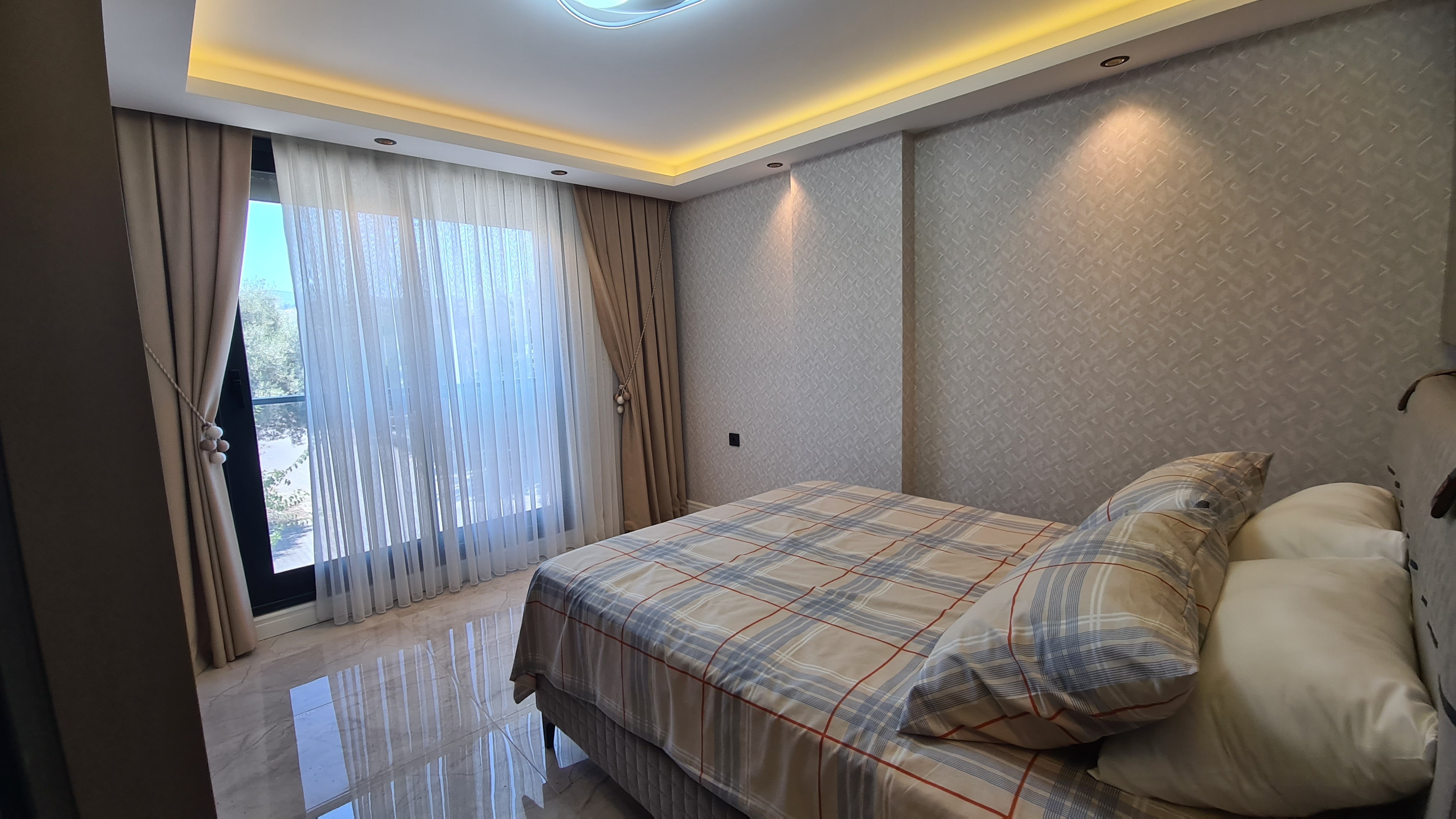 For Sale: Modern 4-Bedroom, 4-Bathroom Villa with Private Pool , Just 700 Meters from the Beach in Kuşadası