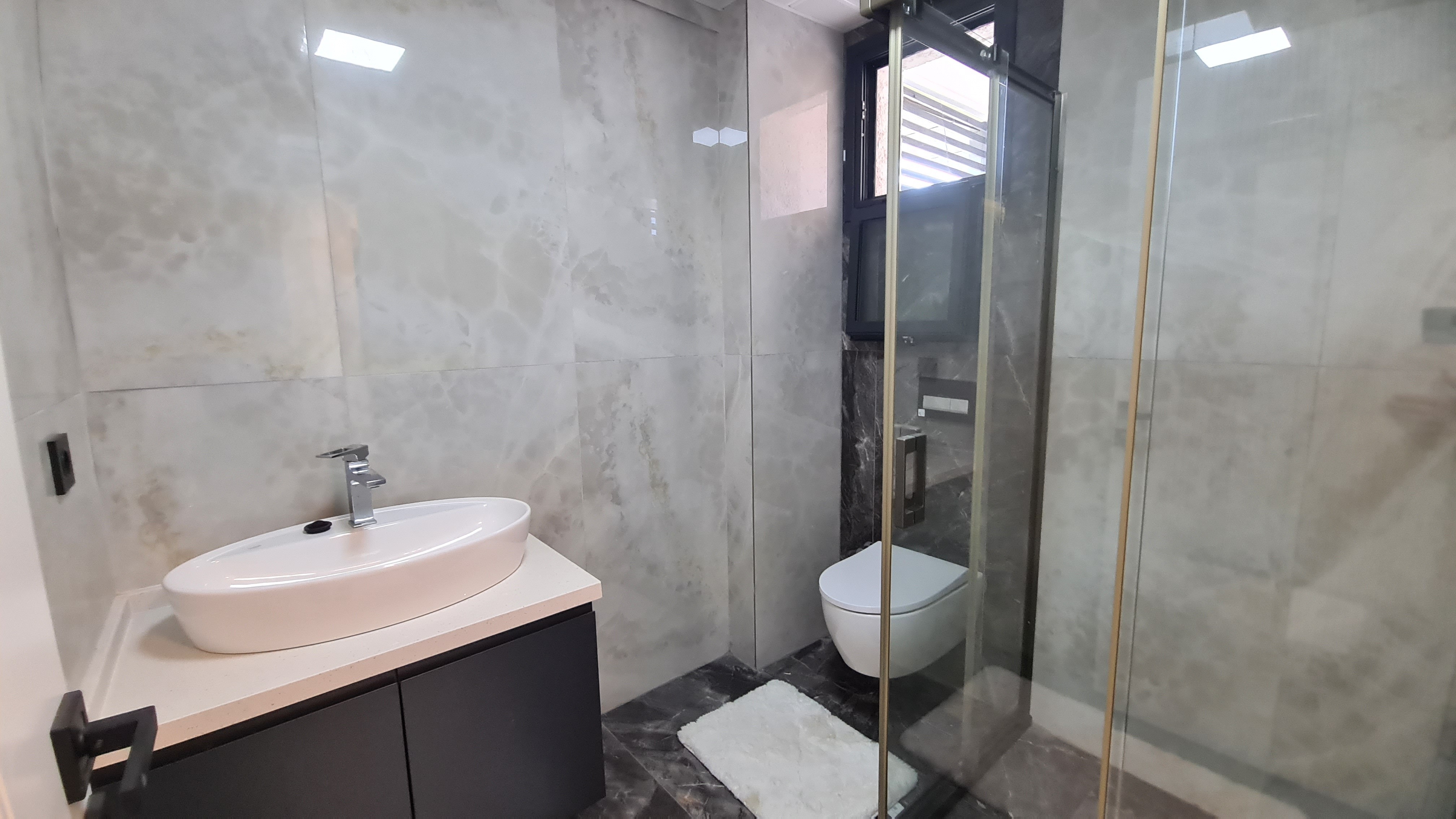 For Sale: Modern 4-Bedroom, 4-Bathroom Villa with Private Pool , Just 700 Meters from the Beach in Kuşadası