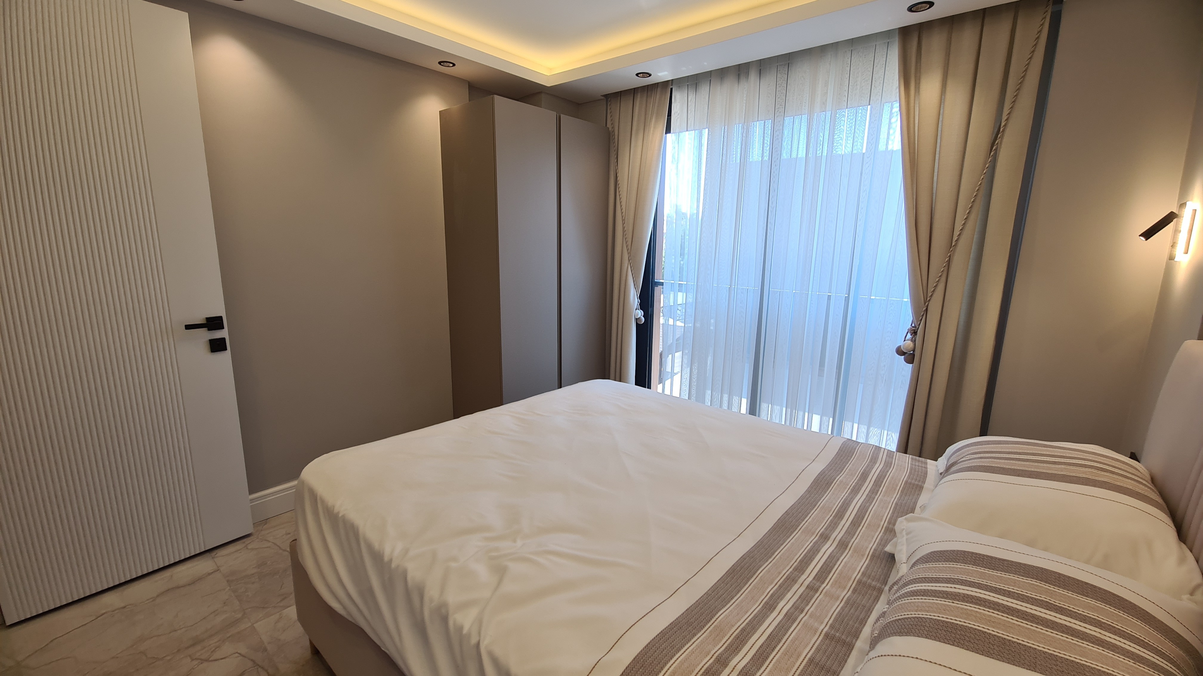 For Sale: Modern 4-Bedroom, 4-Bathroom Villa with Private Pool , Just 700 Meters from the Beach in Kuşadası