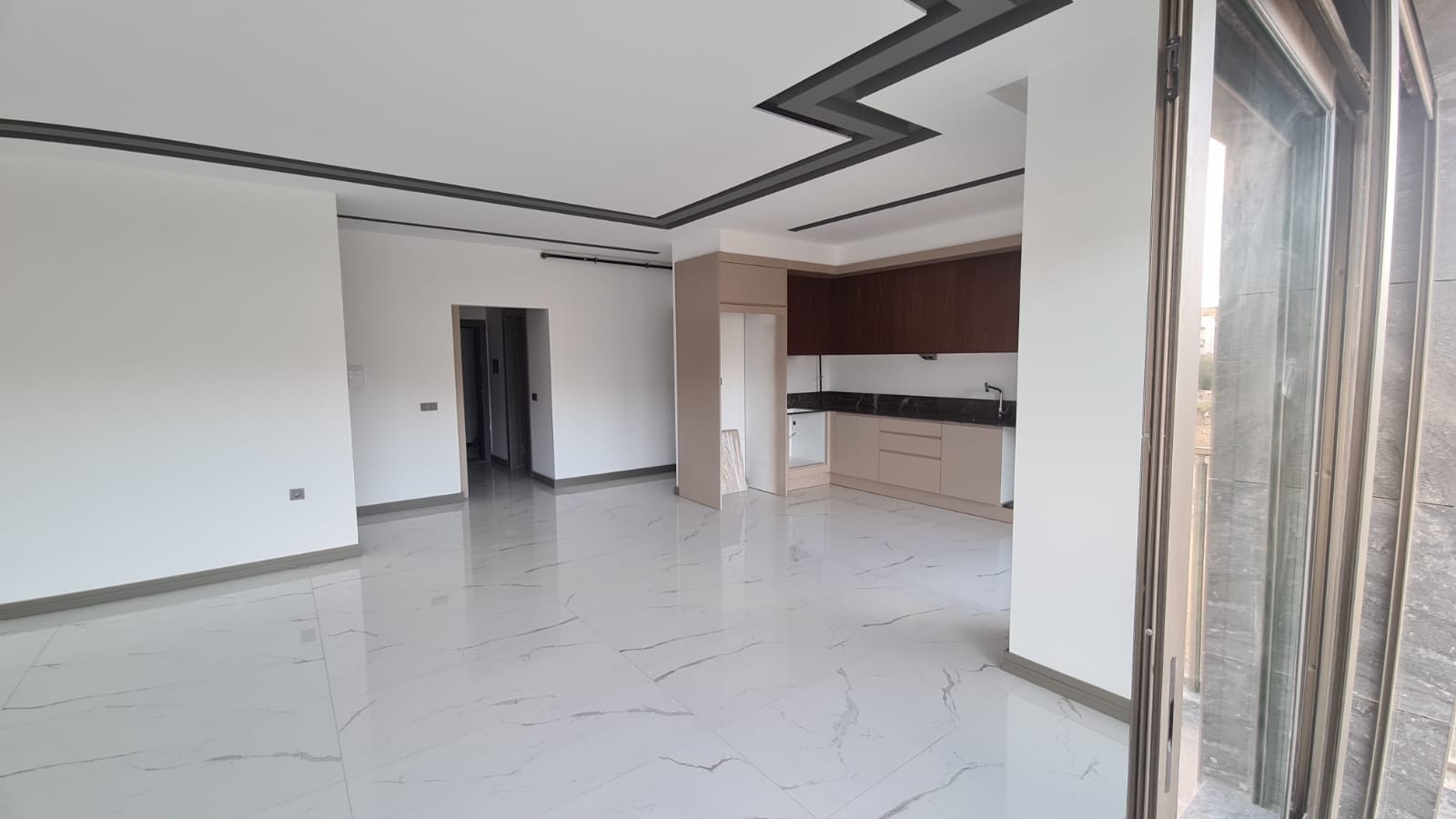 Luxury Apartment in a modern complex in kusadasi for sale