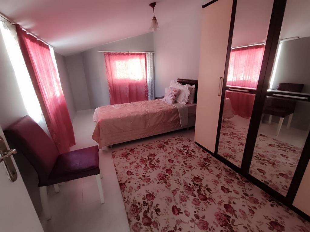 Semi-Detached 5 Bedroom 3 Bathroom Holiday Home with Spacious Garden, Just 50 Meters from Ladies Beach, Kuşadası