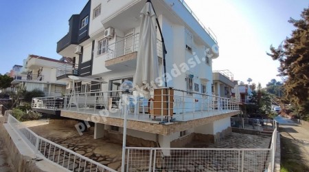 Semi-Detached 5 Bedroom 3 Bathroom Holiday Home with Spacious Garden, Just 50 Meters from Ladies Beach, Kuşadası