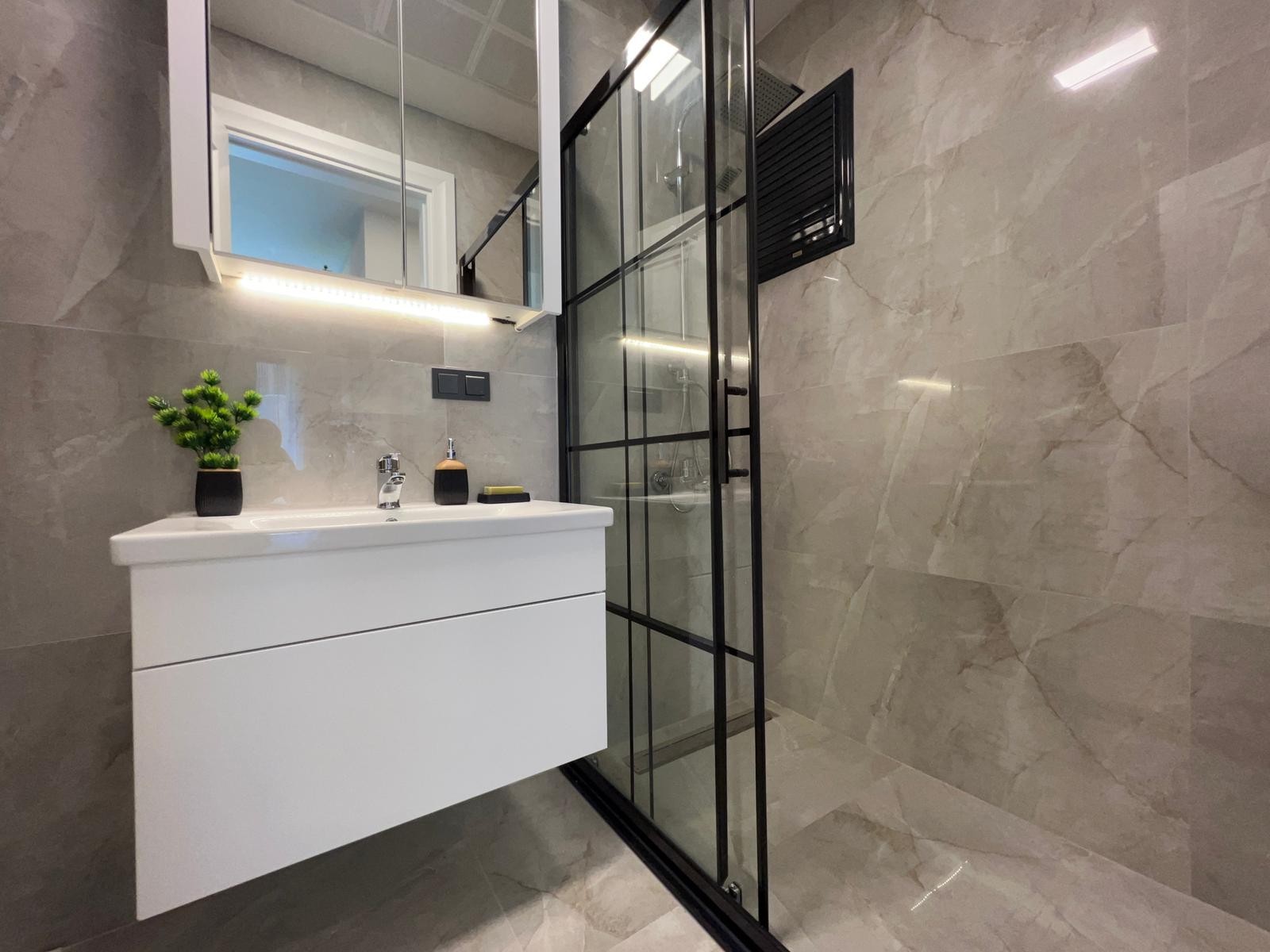 Brand New Apartment Fully Furnıshed 2+1