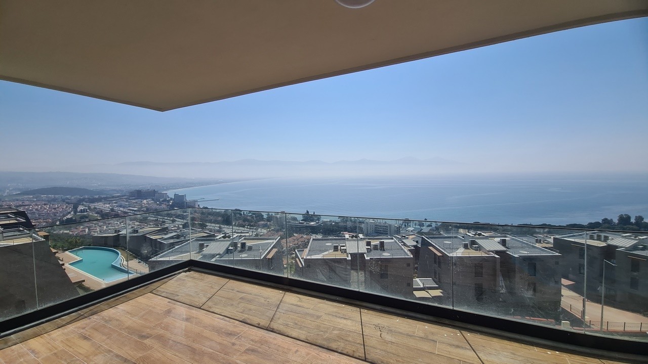 Private Apartment with Ocean View