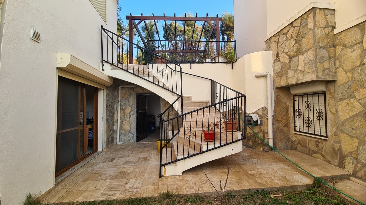 "Stunning 5-Bedroom Villa with Private Pool, Nature and Sea Views in Kuşadası Soğucak"