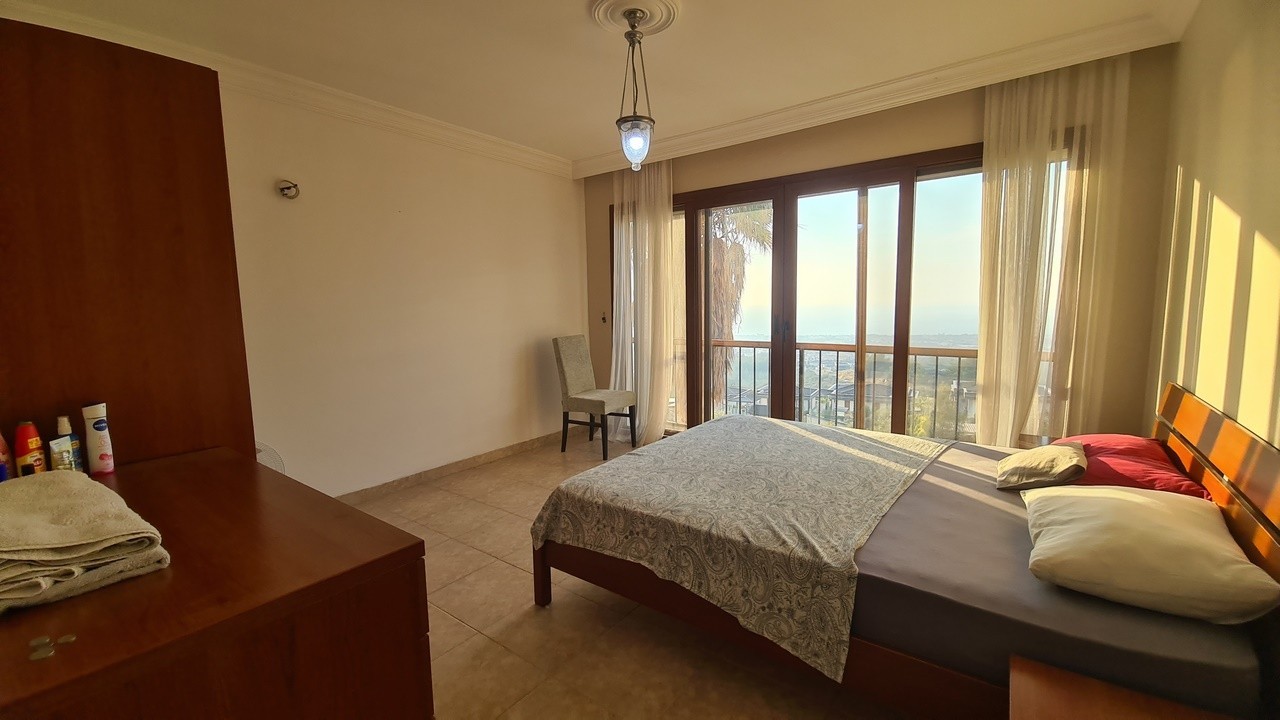 "Stunning 5-Bedroom Villa with Private Pool, Nature and Sea Views in Kuşadası Soğucak"