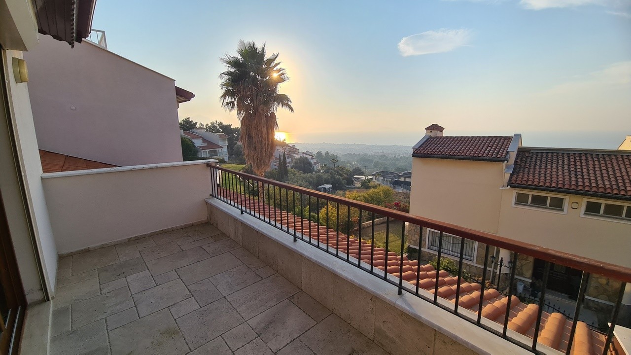 "Stunning 5-Bedroom Villa with Private Pool, Nature and Sea Views in Kuşadası Soğucak"