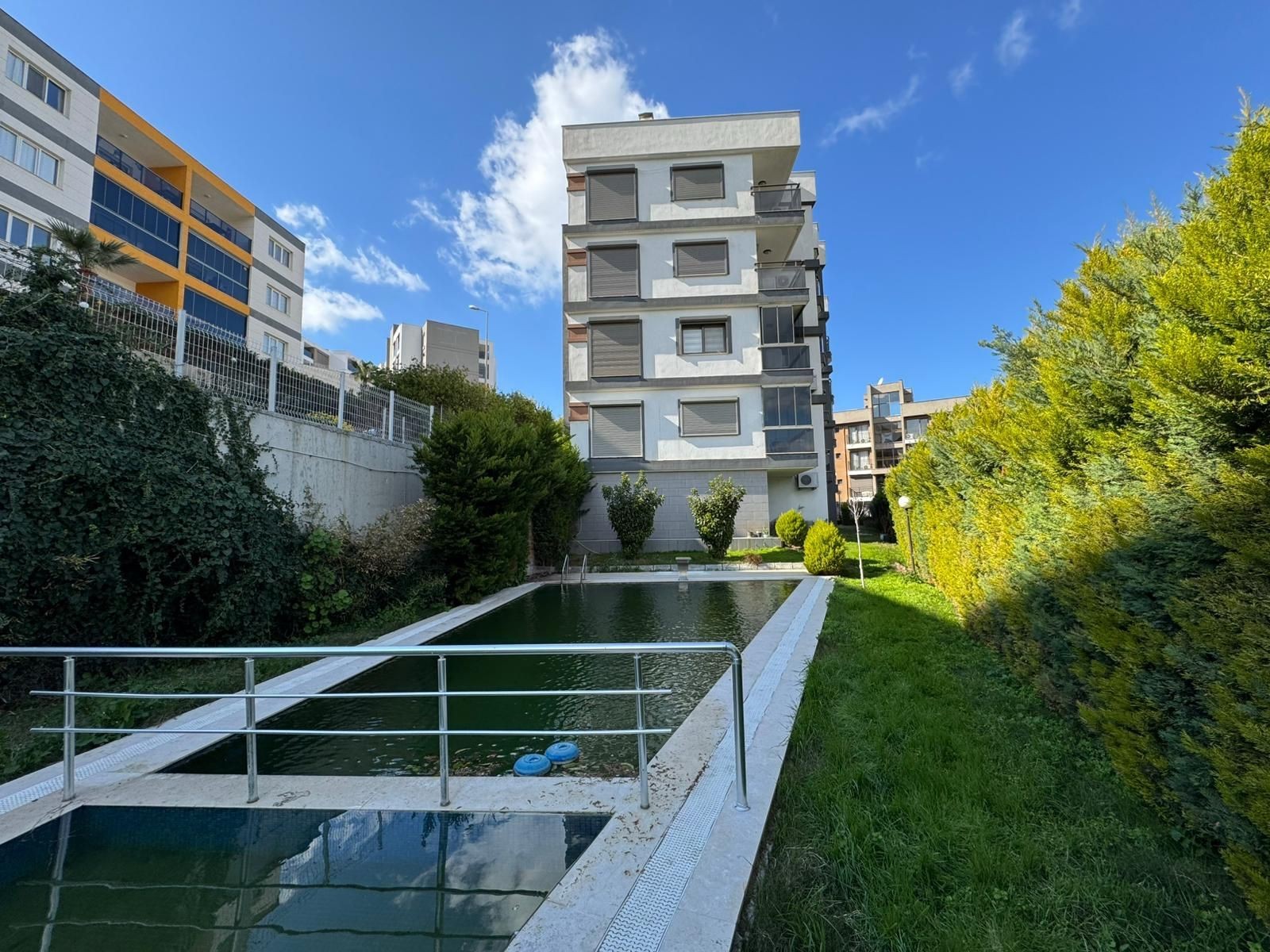 КВАРТИРА 1+1 В ЦЕНТРЕ ГОРОДА КУШАДАСЫ.