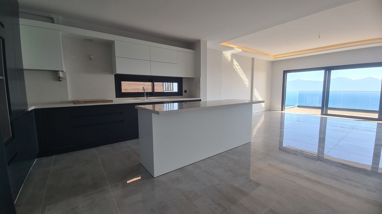 Private Apartment with Ocean View