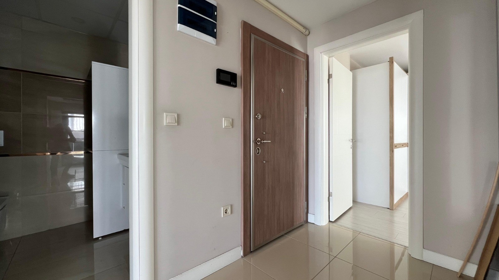 FOR SALE – APARTMENT IN A LUXURY COMPLEX IN THE CENTER OF KUŞADASI