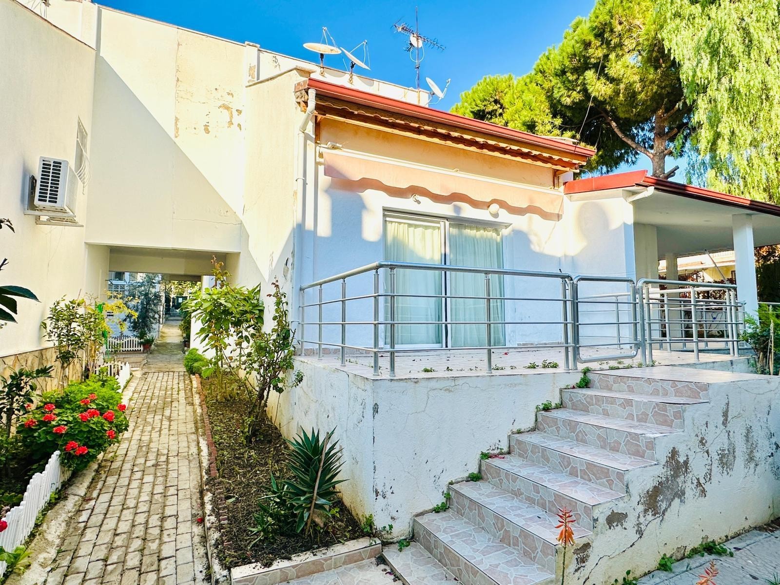 450 m to Blue Flag Beaches – A Unique Duplex Villa in Kadınlar Denizi