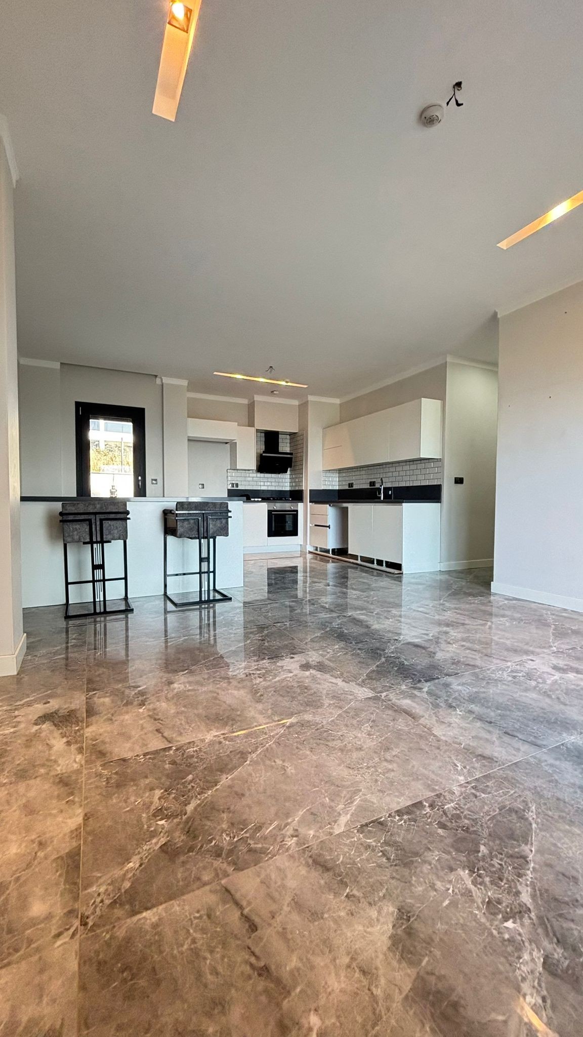 Apartment in a Boutique and Luxury Complex with Full Panoramic View in Kuşadası Kadınlar Denizi