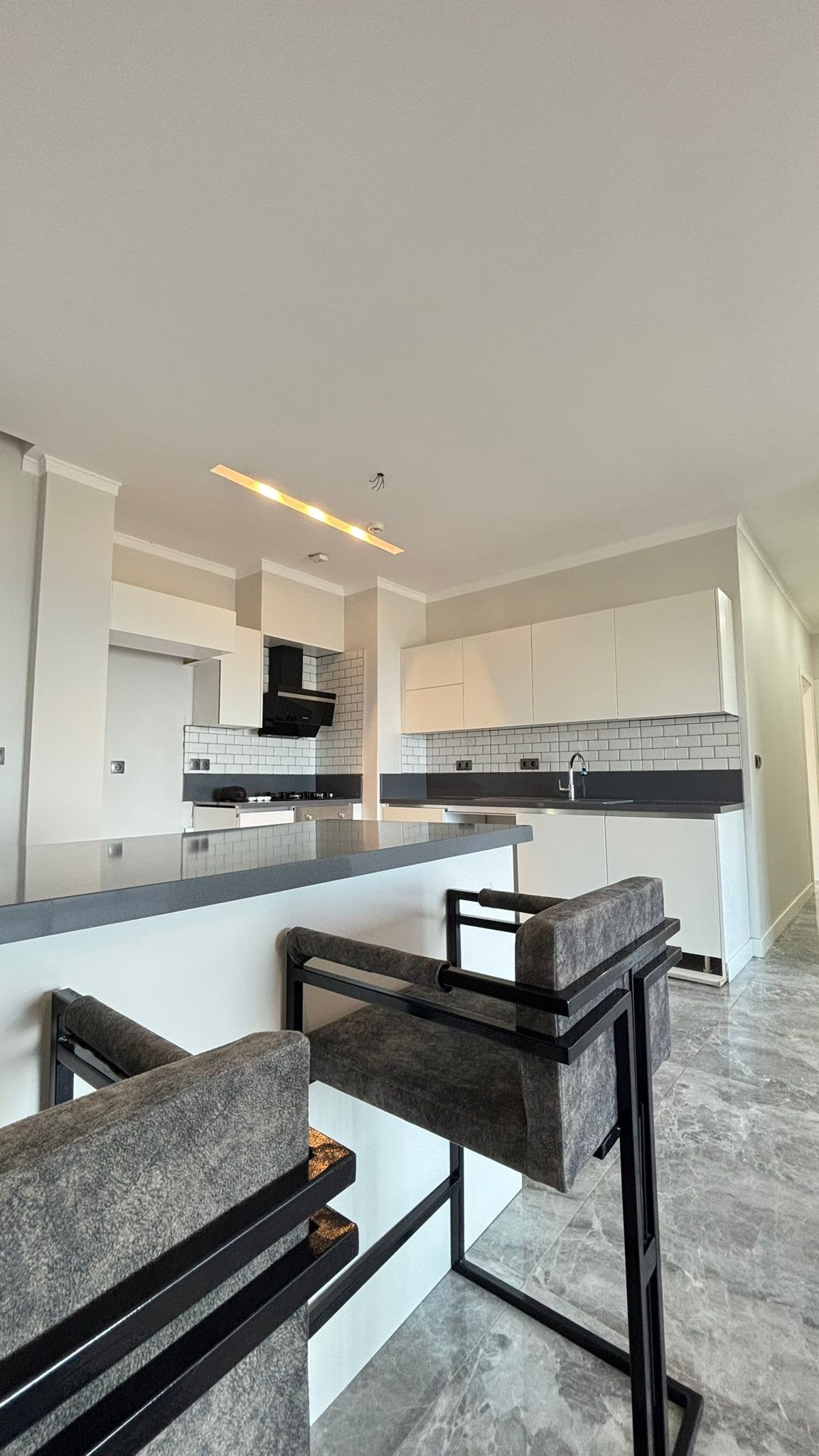 Apartment in a Boutique and Luxury Complex with Full Panoramic View in Kuşadası Kadınlar Denizi