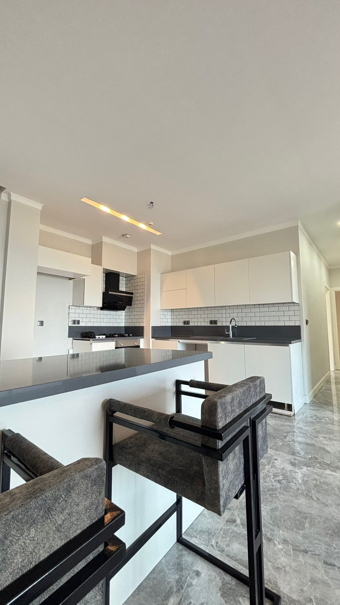 Apartment in a Boutique and Luxury Complex with Full Panoramic View in Kuşadası Kadınlar Denizi