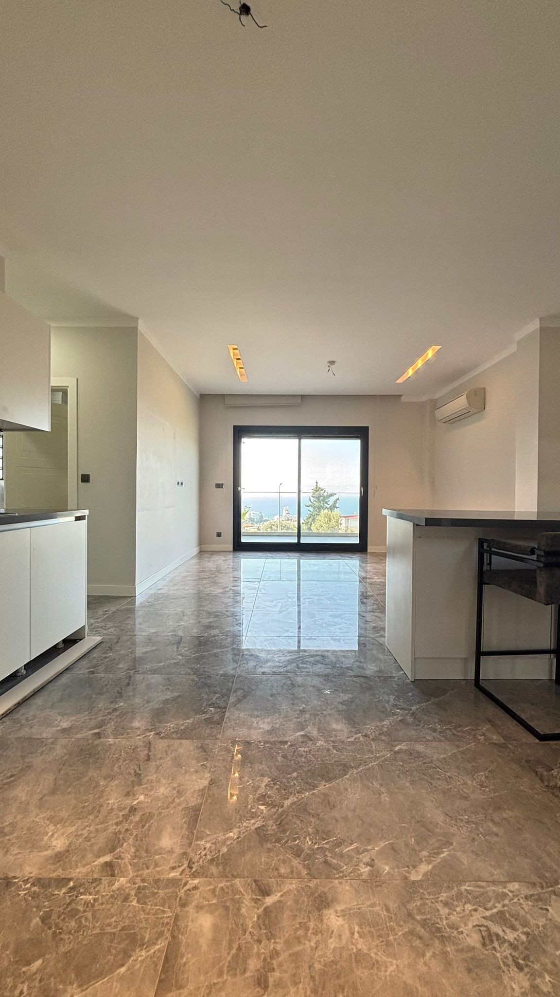 Apartment in a Boutique and Luxury Complex with Full Panoramic View in Kuşadası Kadınlar Denizi