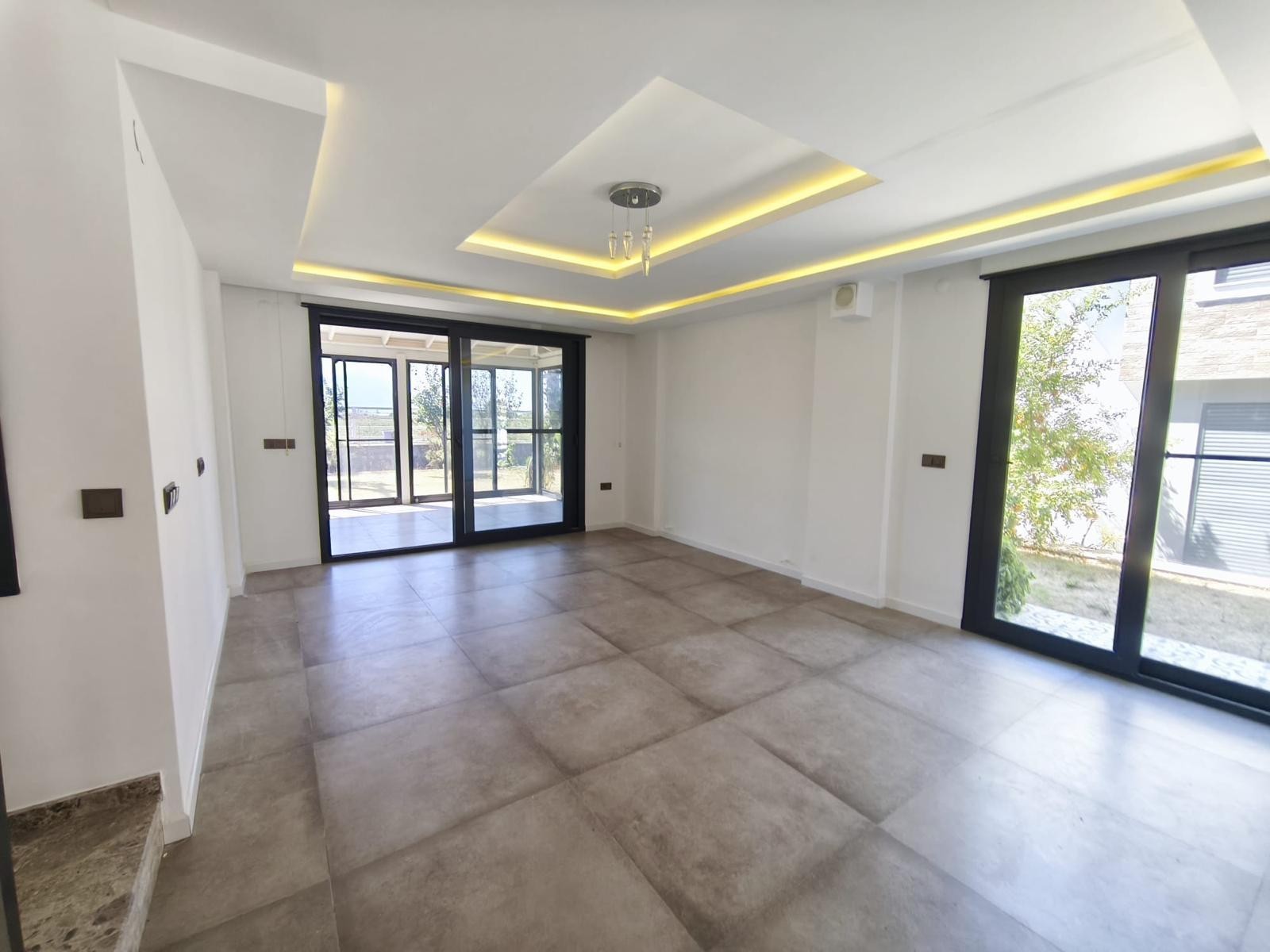 A Rare Opportunity in Kuşadası Soğucak: Corner Villa with Private Garden