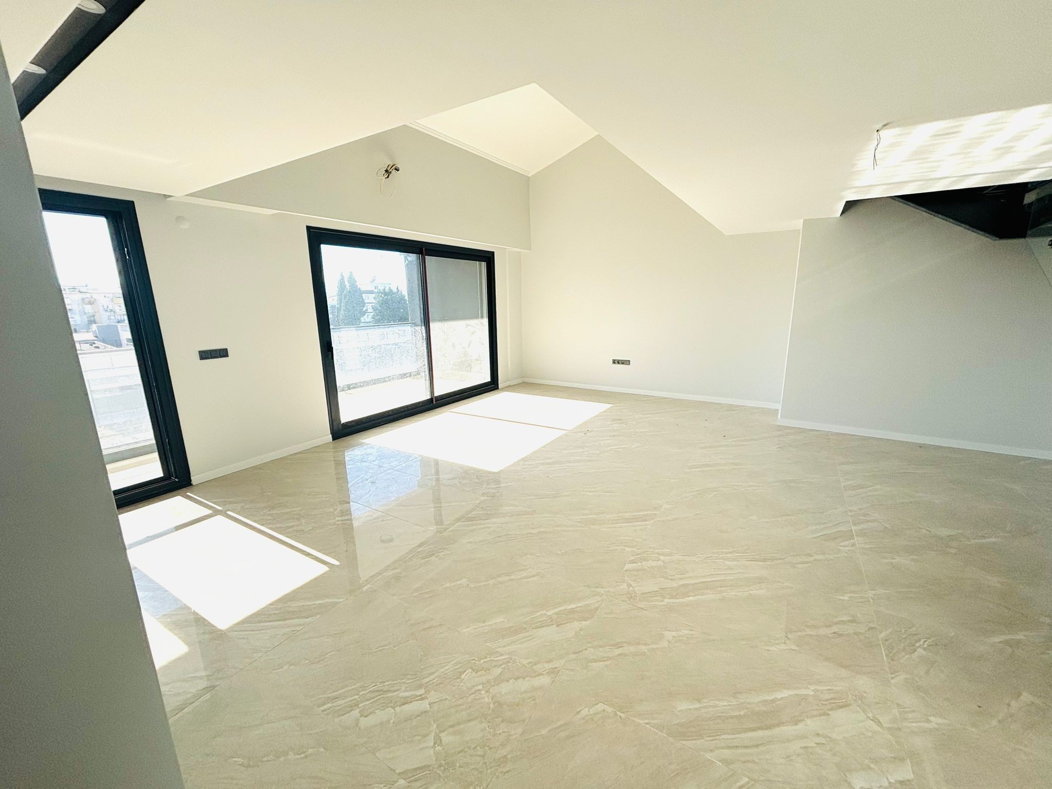 Luxury Loft Apartment Where Comfort Meets Elegance in Kadınlar Denizi, Kuşadası