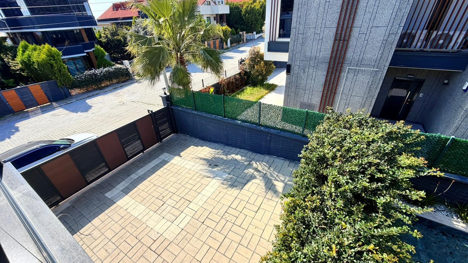 Modern Villa with Private Pool for Sale in Kuşadası Long Beach