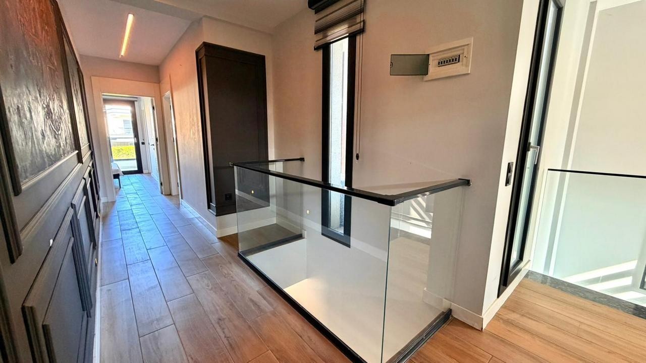 Modern Villa with Private Pool for Sale in Kuşadası Long Beach