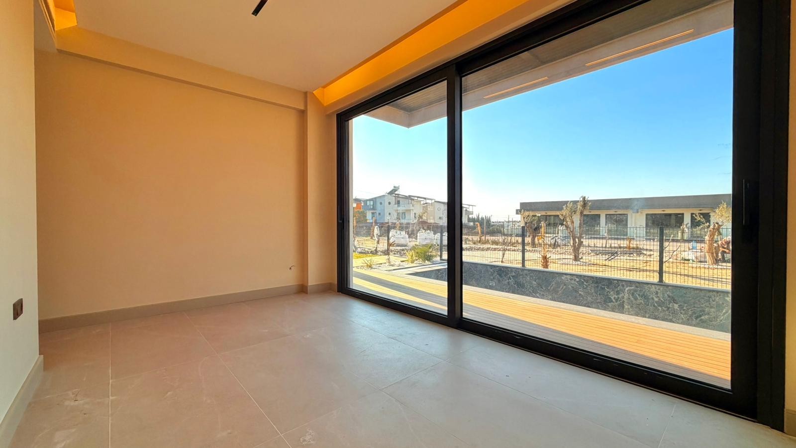 UNIQUE LUXURY VILLA WITH PRIVATE POOL & MODERN MEDITERRANEAN ARCHITECTURE IN KUŞADASI