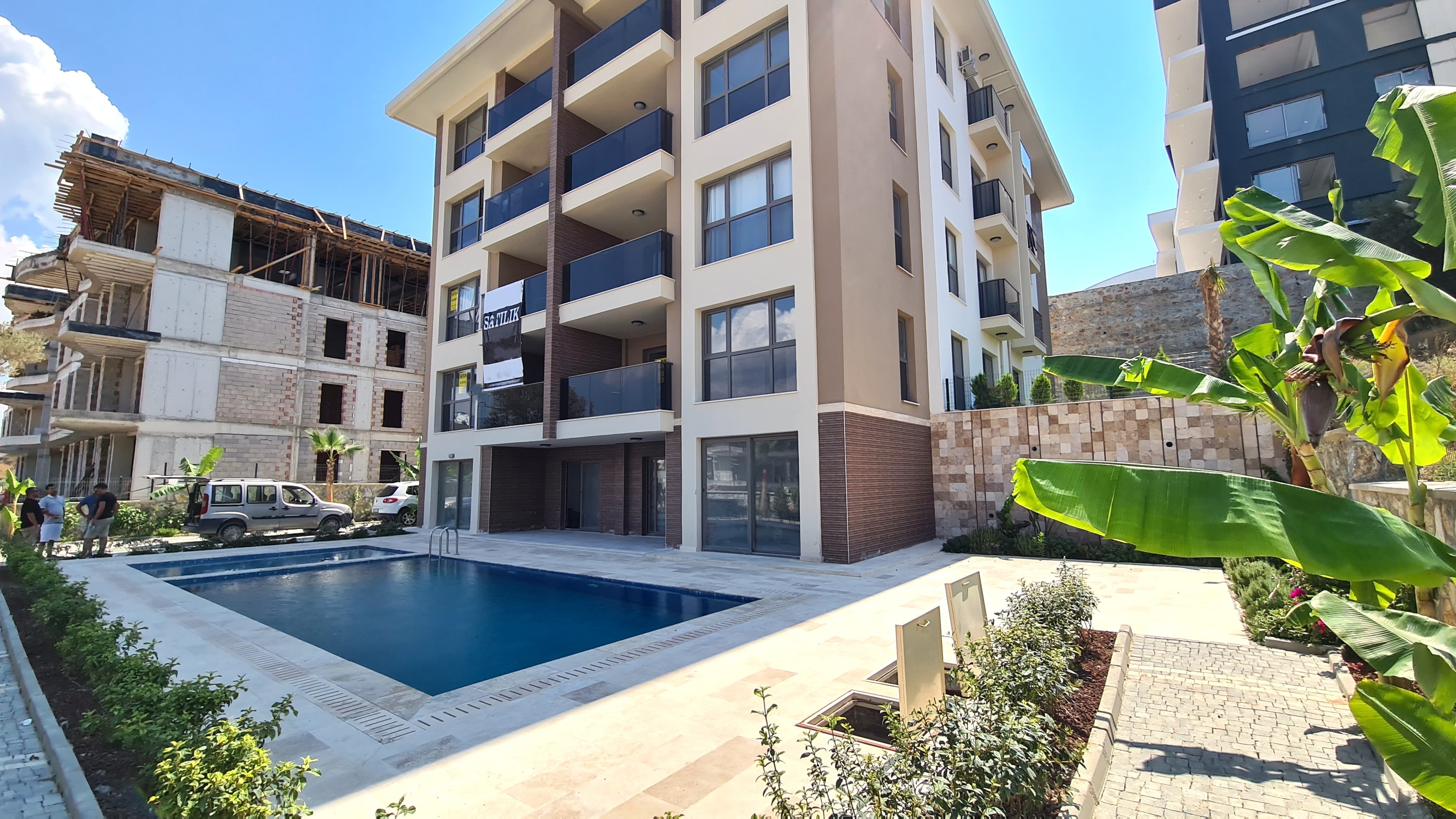 Fully furnished modern apartment for sale in Değirmendere Neighborhood, Kuşadası