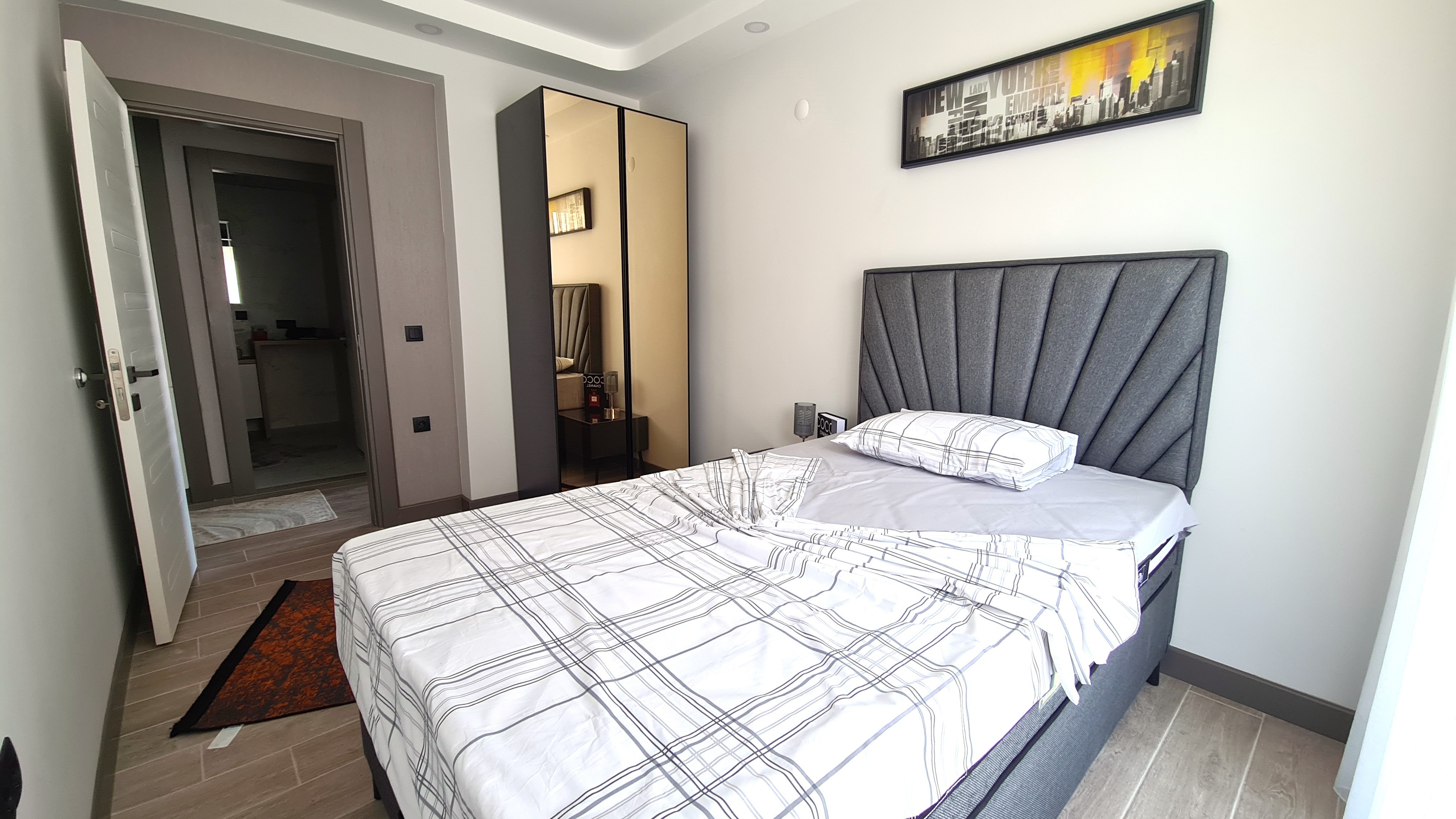 Fully furnished modern apartment for sale in Değirmendere Neighborhood, Kuşadası