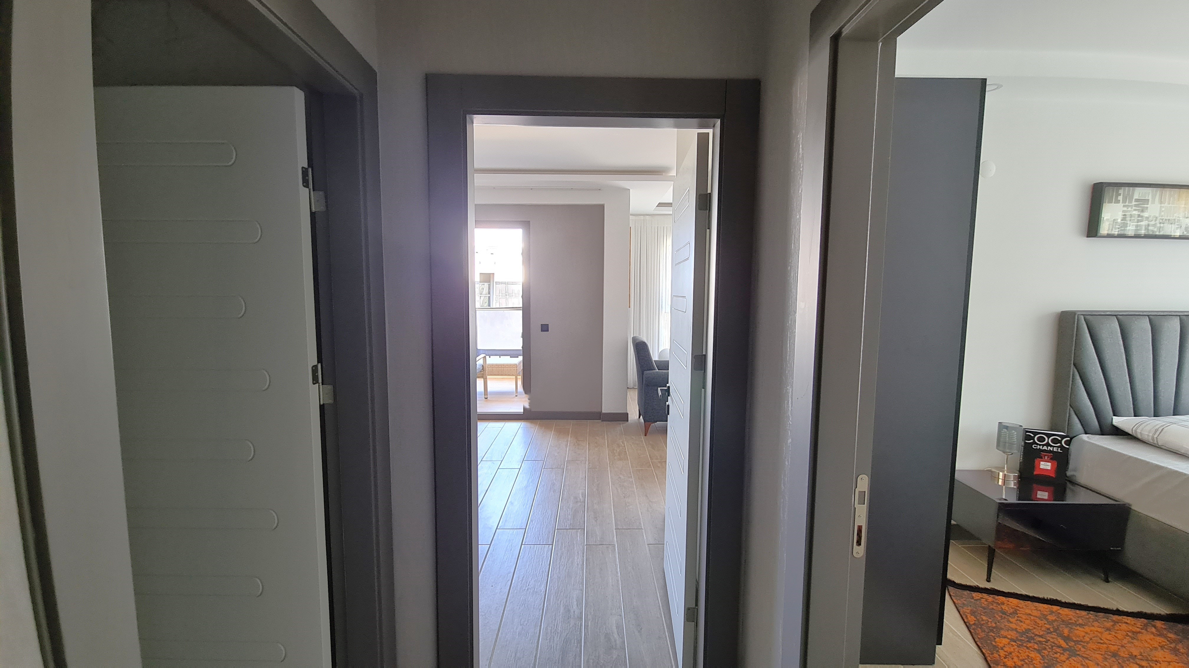 Fully furnished modern apartment for sale in Değirmendere Neighborhood, Kuşadası