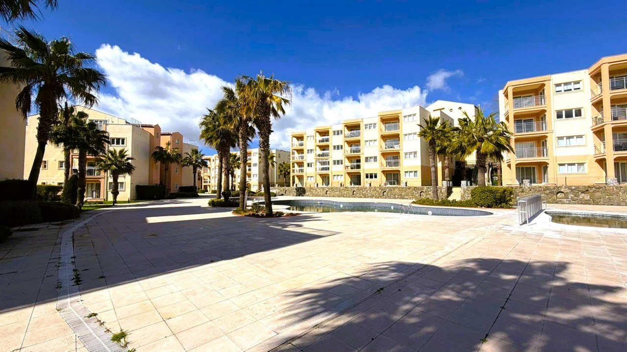 КВАРТИРА 1+1 В GOLF & SPA RESORT В КУШАДАСЫ.