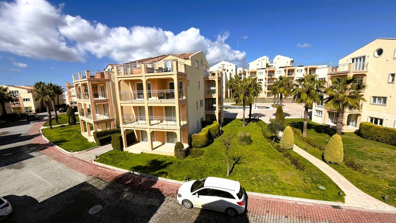 КВАРТИРА 1+1 В GOLF & SPA RESORT В КУШАДАСЫ.