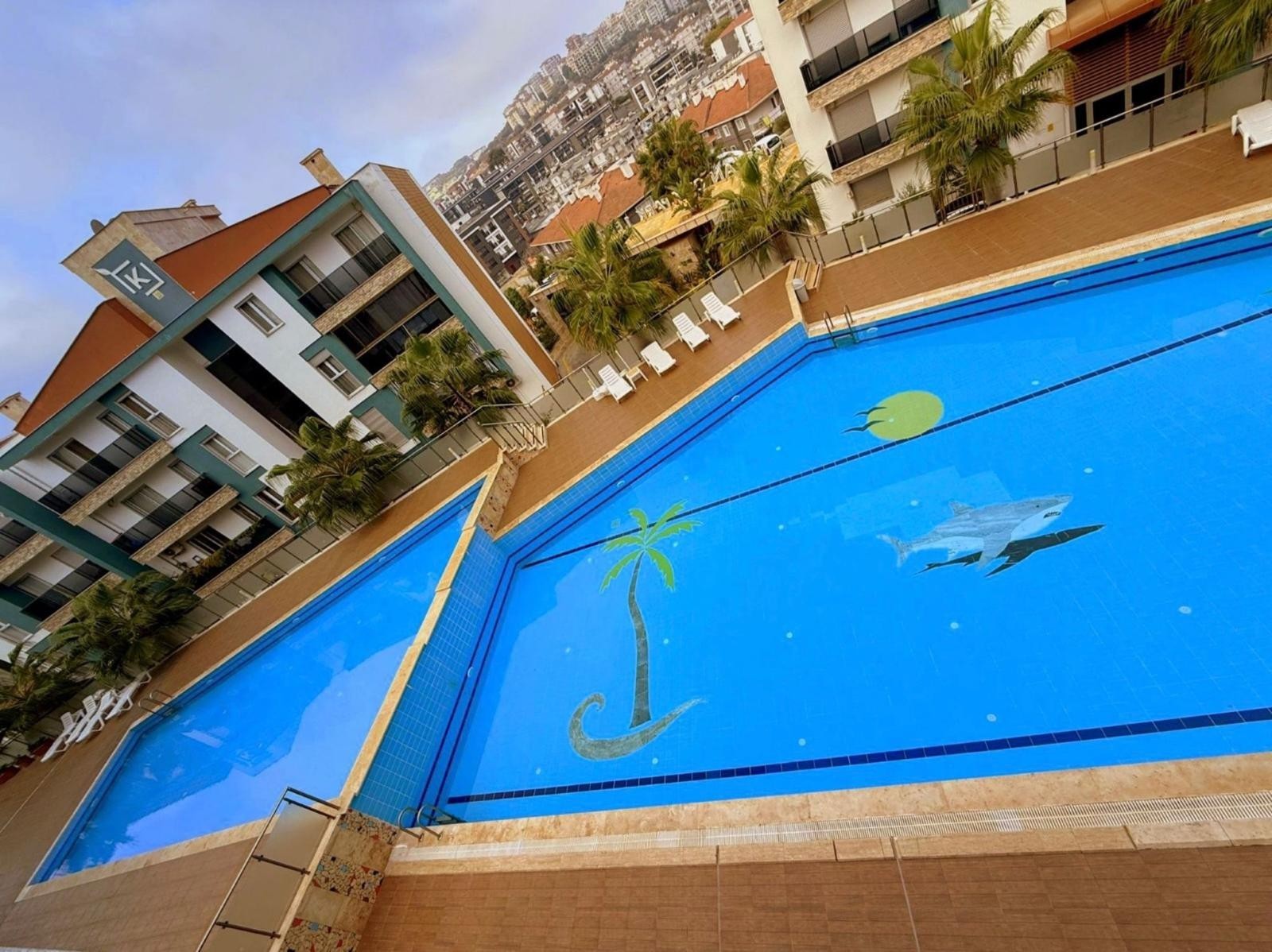 Modern Comfort & Award-Winning Design – 1 Bedroom 2 Bathrooms Gem in Prime Location in Kusadasi ! ✨