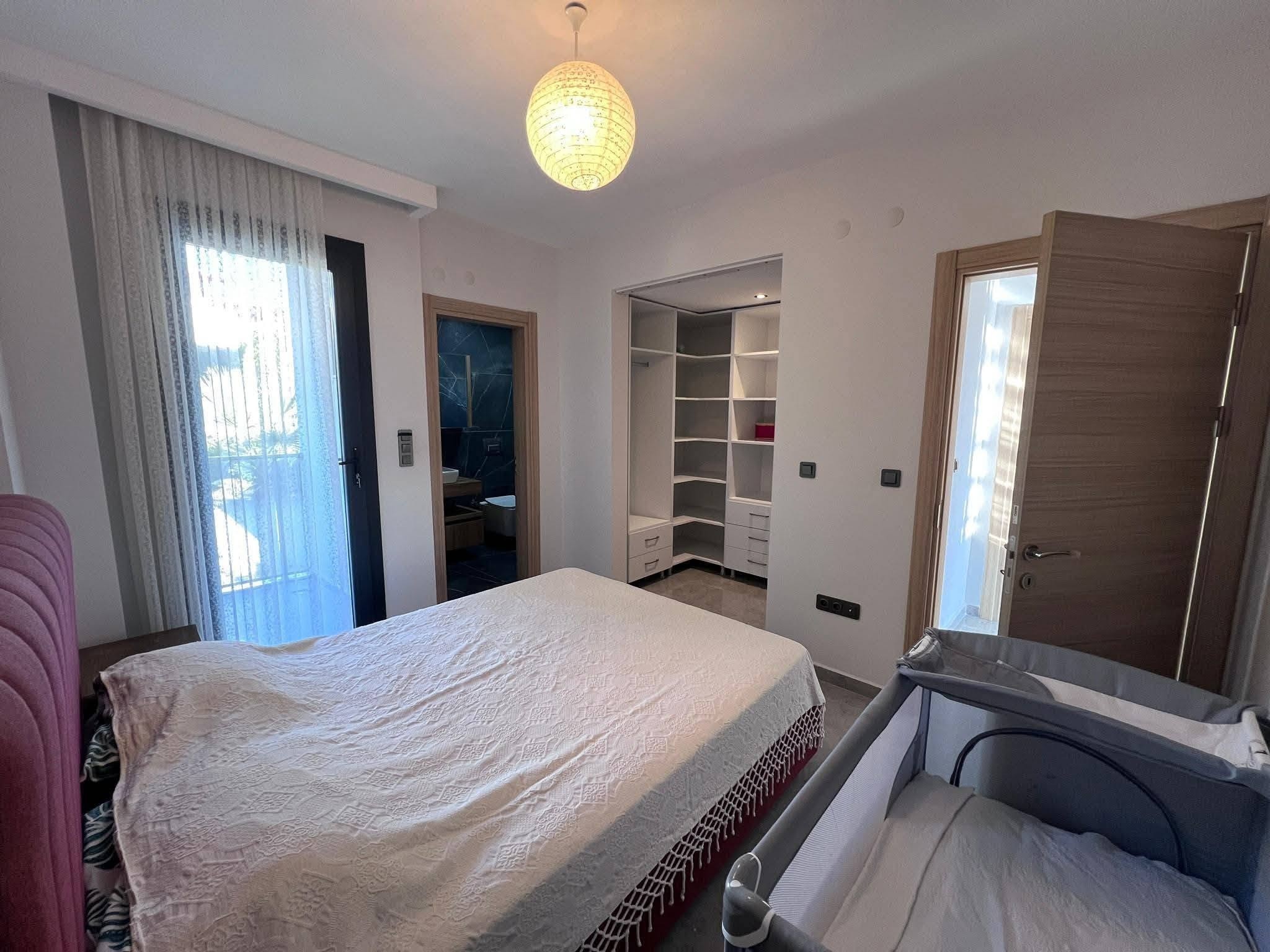 EXCLUSIVE DETACHED VILLA WITH PRIVATE POOL AND SOLAR ENERGY SYSTEM IN KUŞADASI